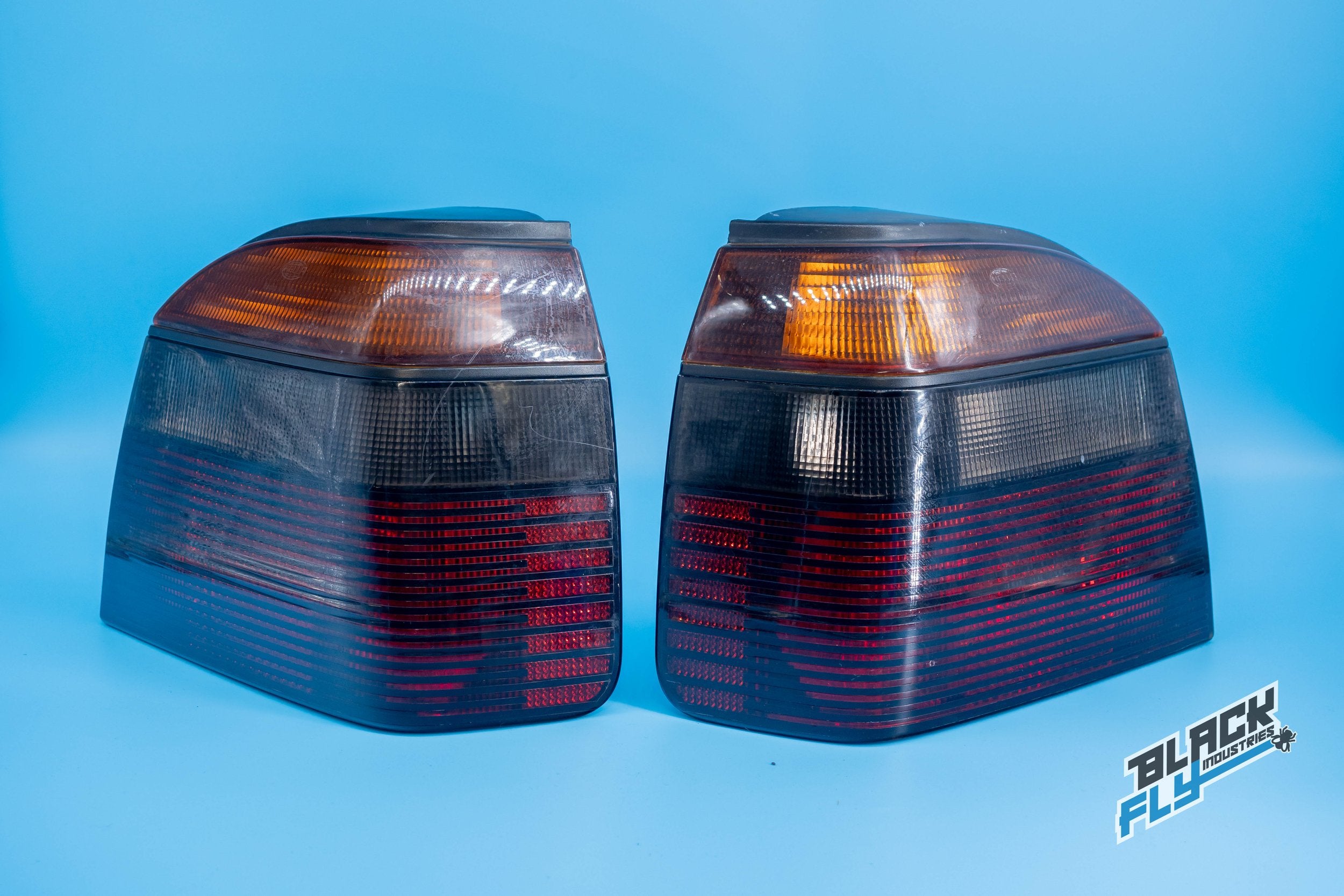 1993-1999 Volkswagen Golf MK3 GTI 16V/ VR6 HELLA Black Smoked Tail Lights SET 1H6945111B 1H6945112B