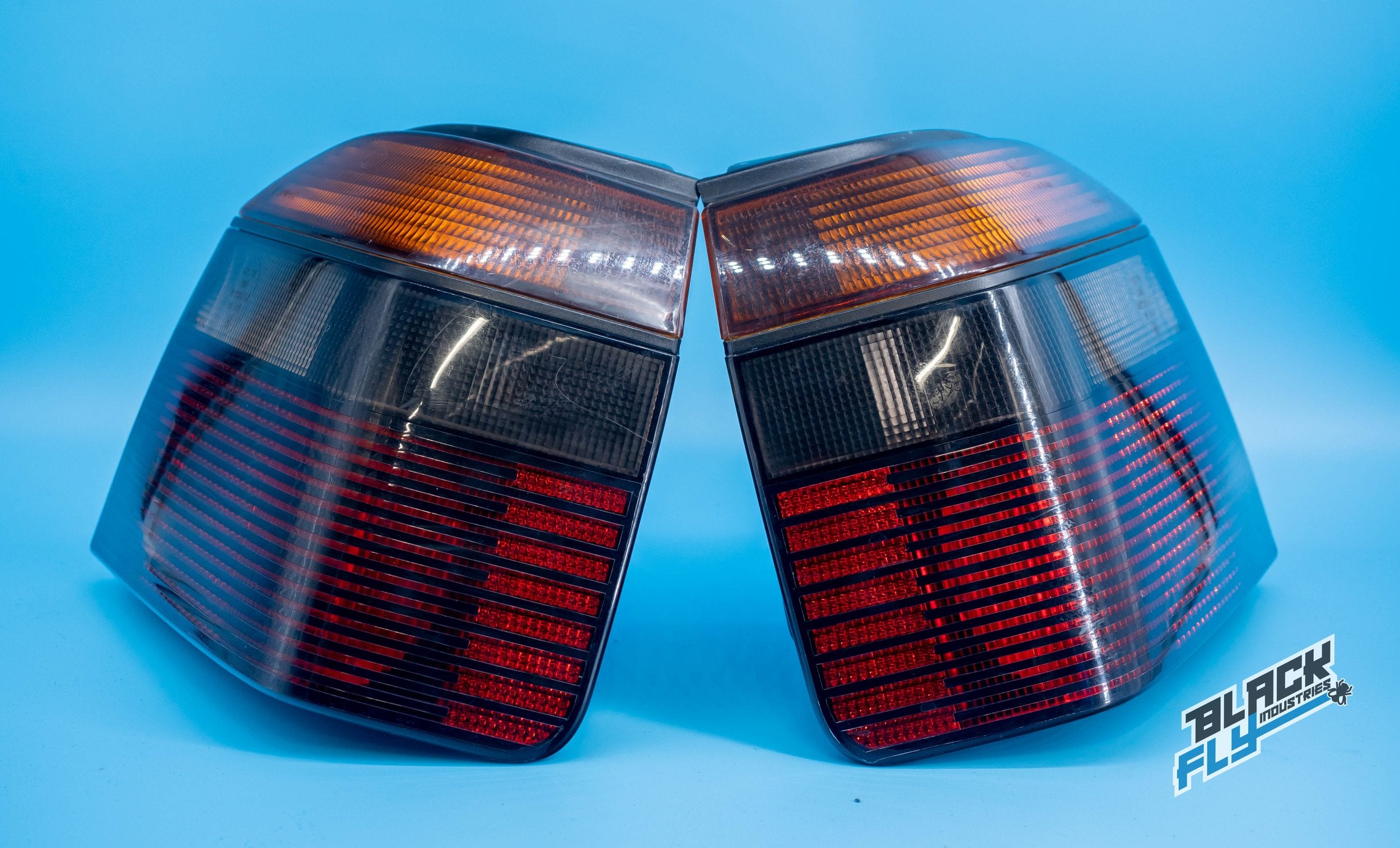 1993-1999 Volkswagen Golf MK3 GTI 16V/ VR6 HELLA Black Smoked Tail Lights SET 1H6945111B 1H6945112B