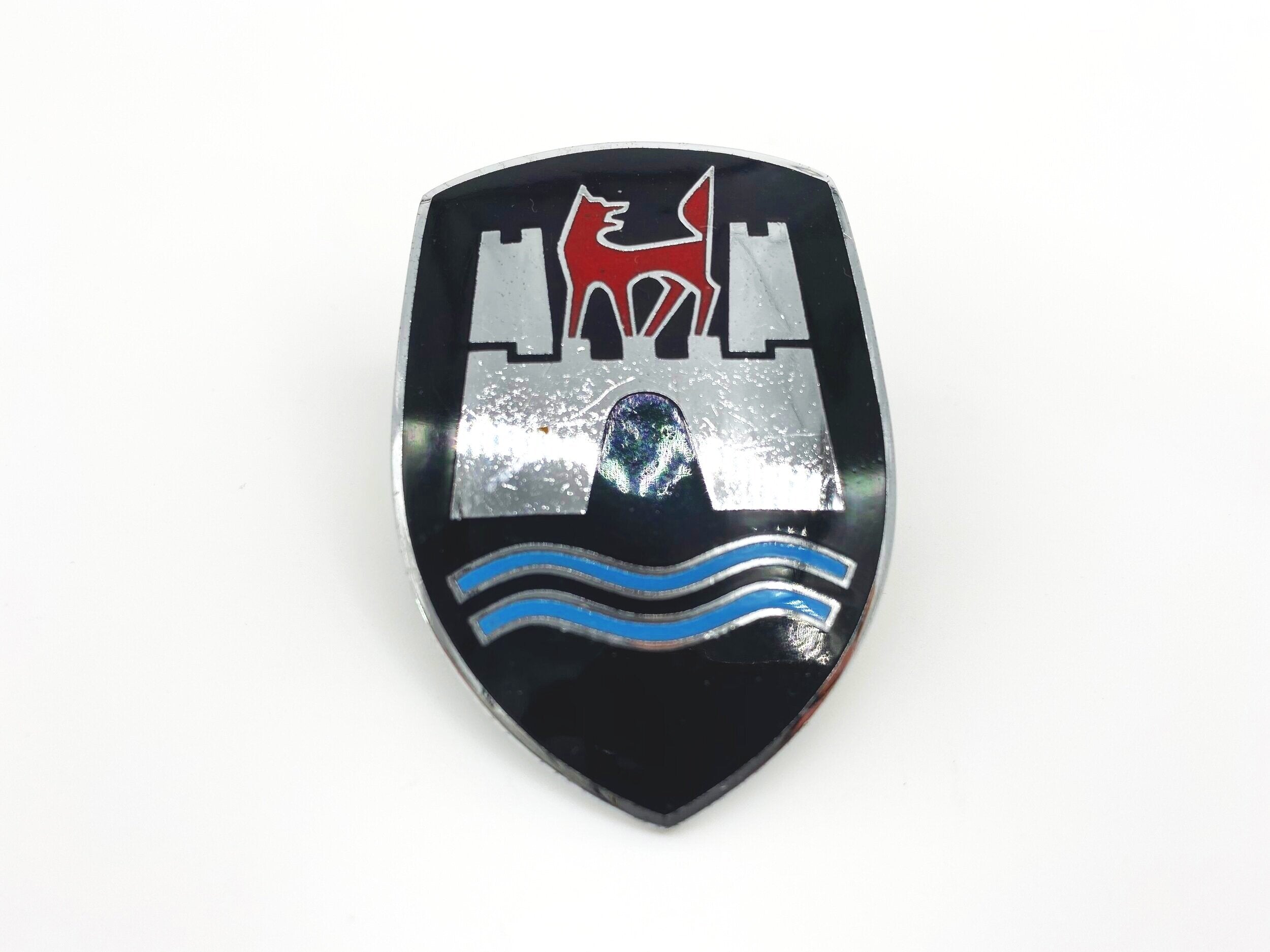 Volkswagen Type 1 Beetle hood crest 60-63