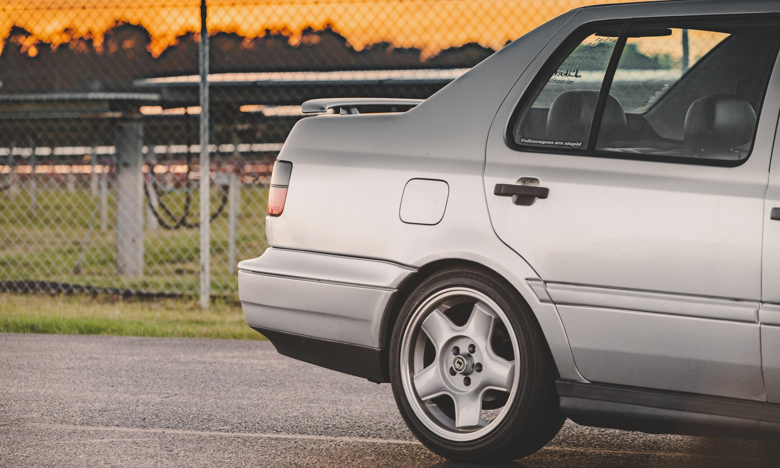 16" Schmidt Modernline 1 Piece