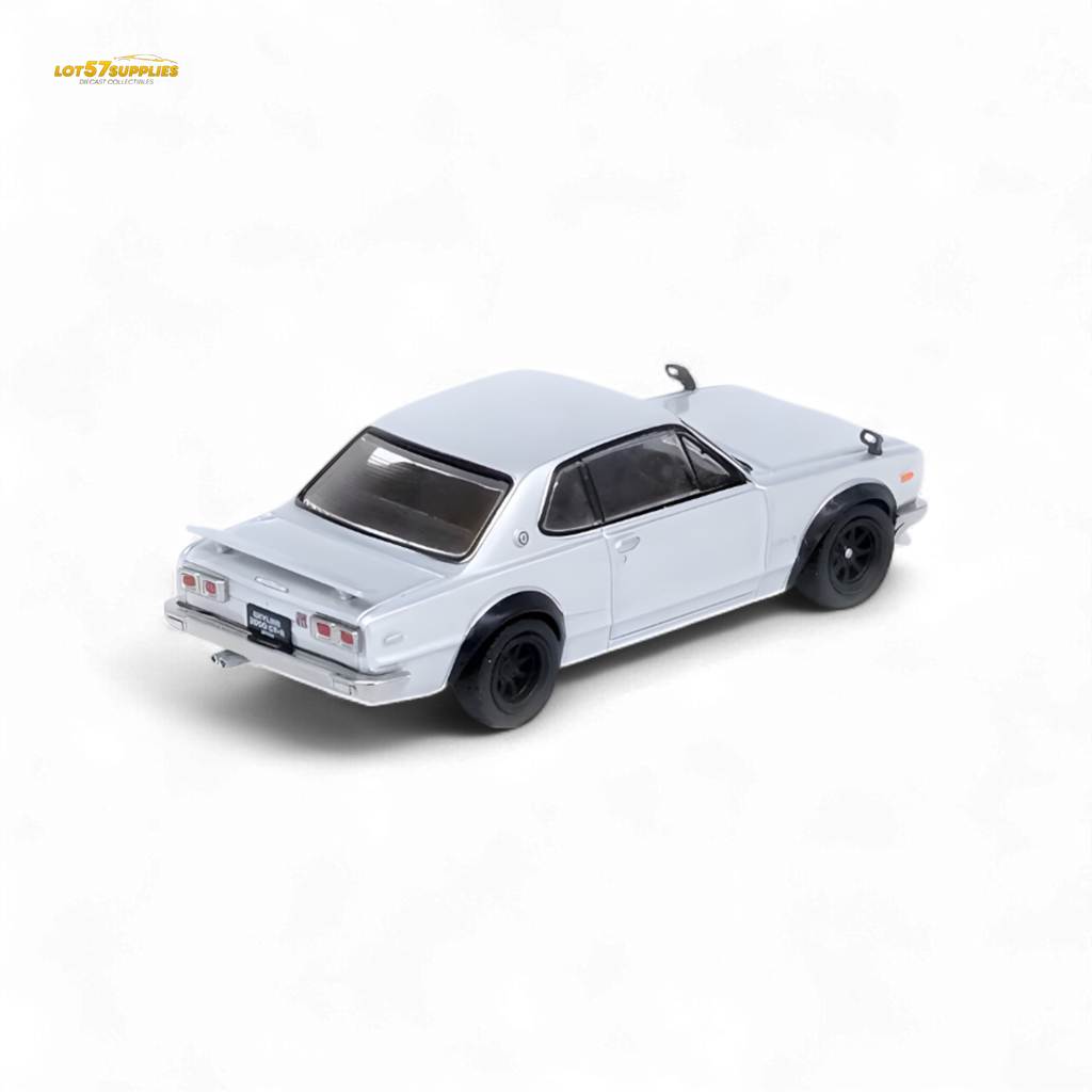 INNO64 Nissan Skyline 2000GT-R (KPGC10) Silver 1:64