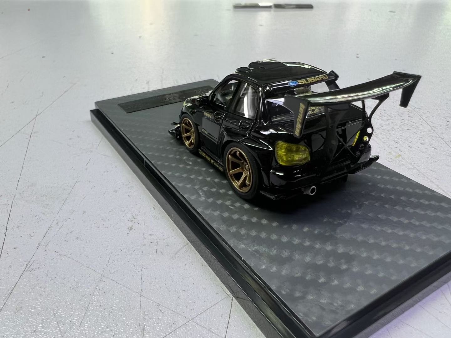 YM Model Subaru Impreza WRX STI Voltex Black Gold 1:64