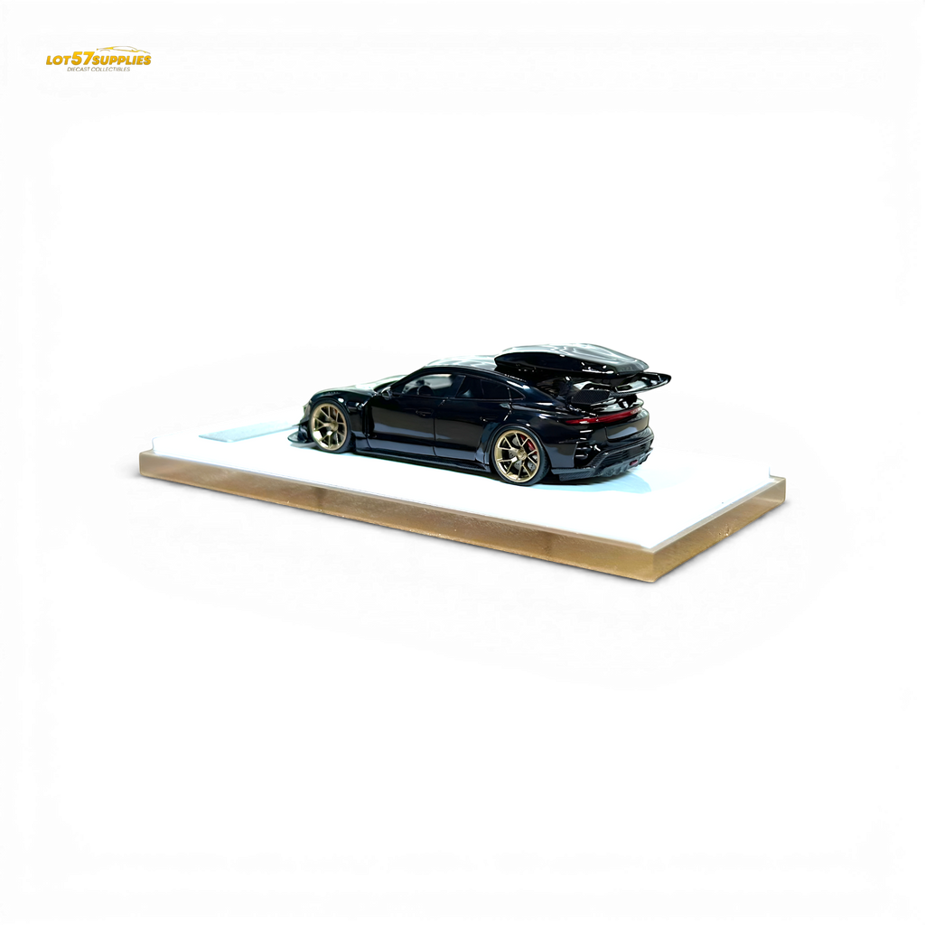 404ERROR Porsche Taycan Black with Roof Box 1:64