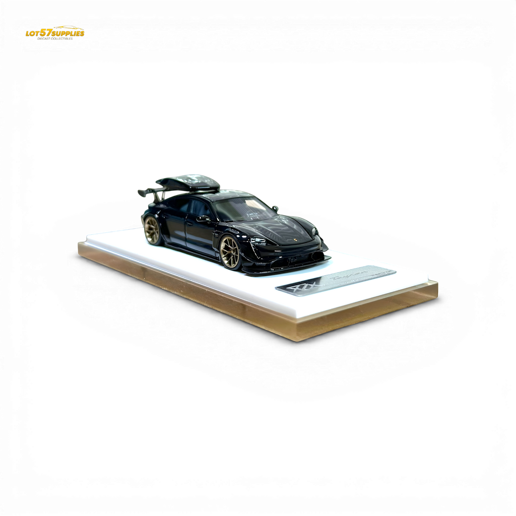 404ERROR Porsche Taycan Black with Roof Box 1:64