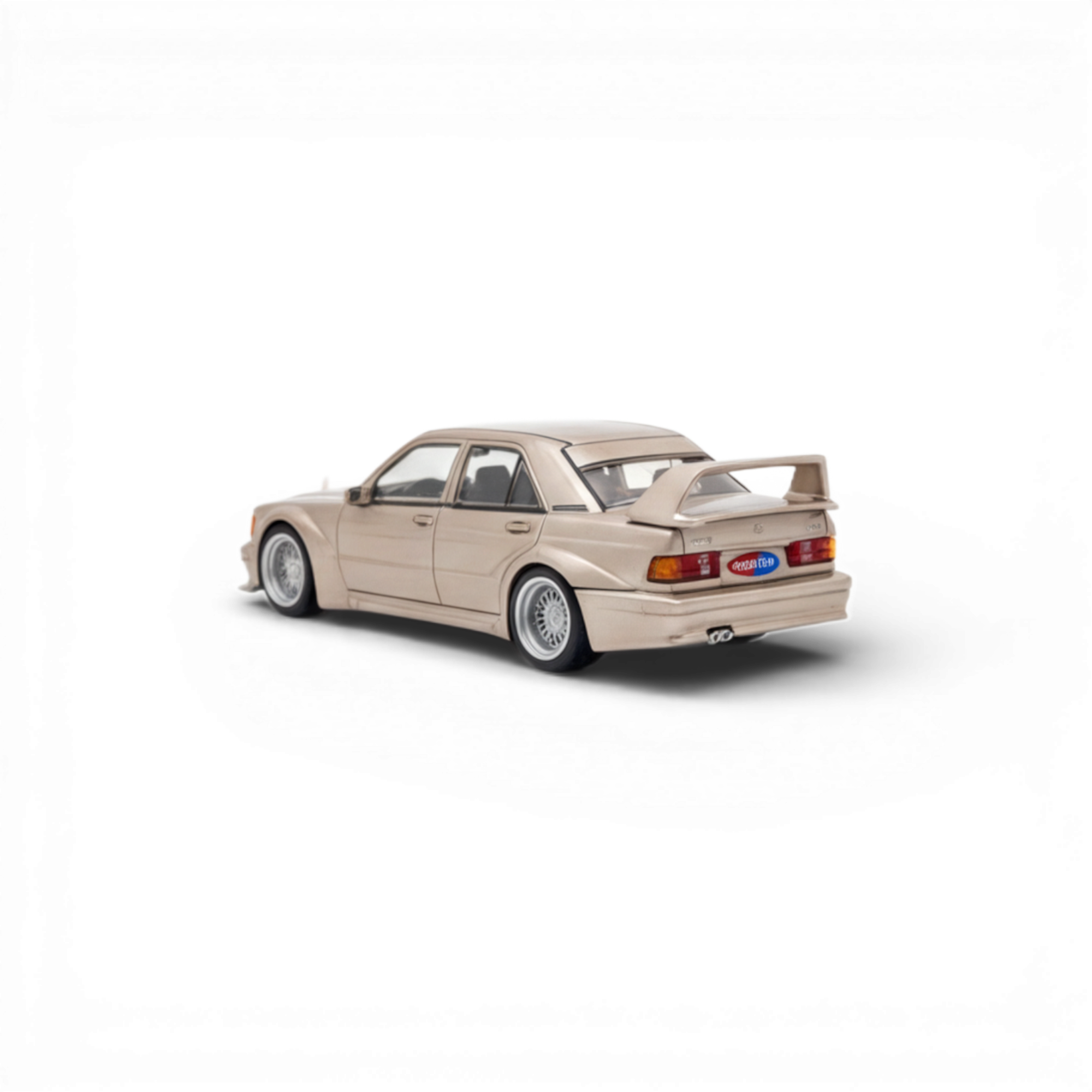Seeker Mercedes-Benz 190E 2.5-16 Evolution Champagne Gold 1:64