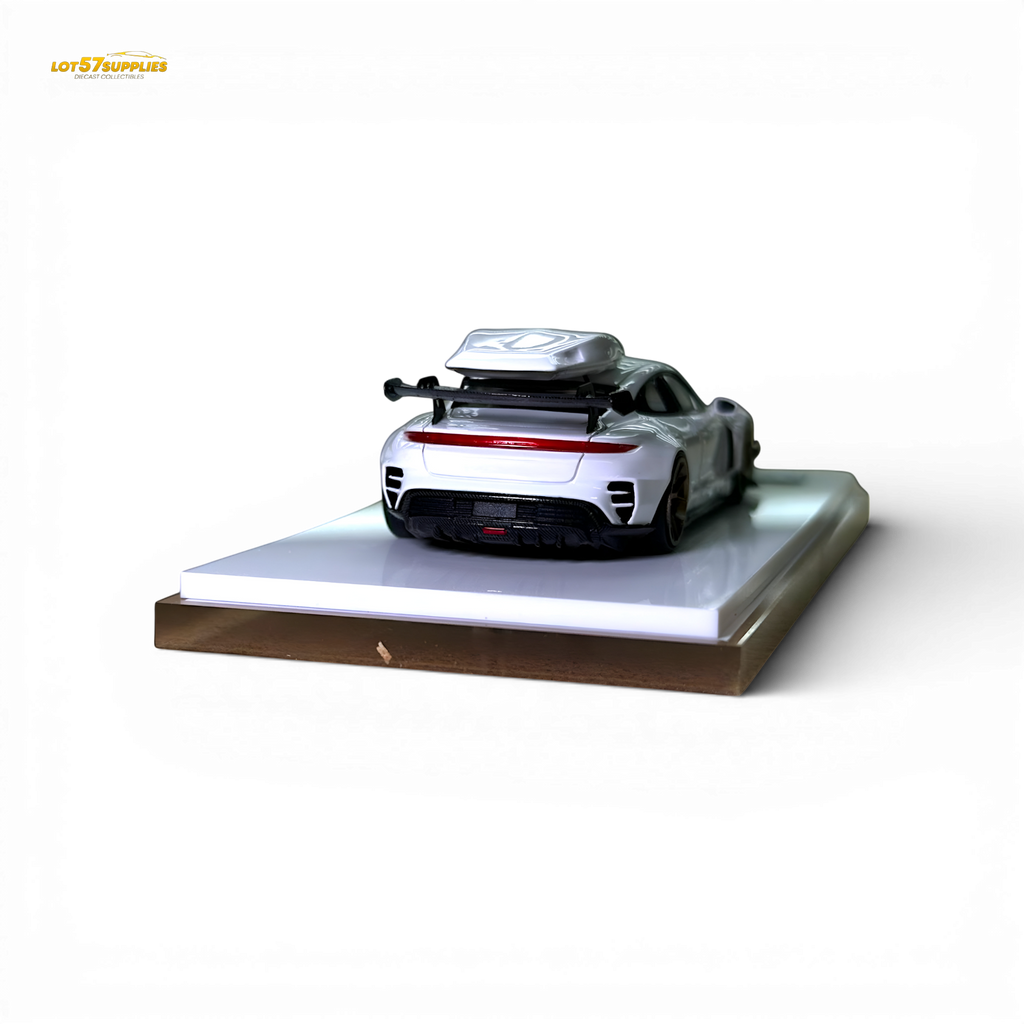 404ERROR Porsche Taycan White with Roof Box 1:64