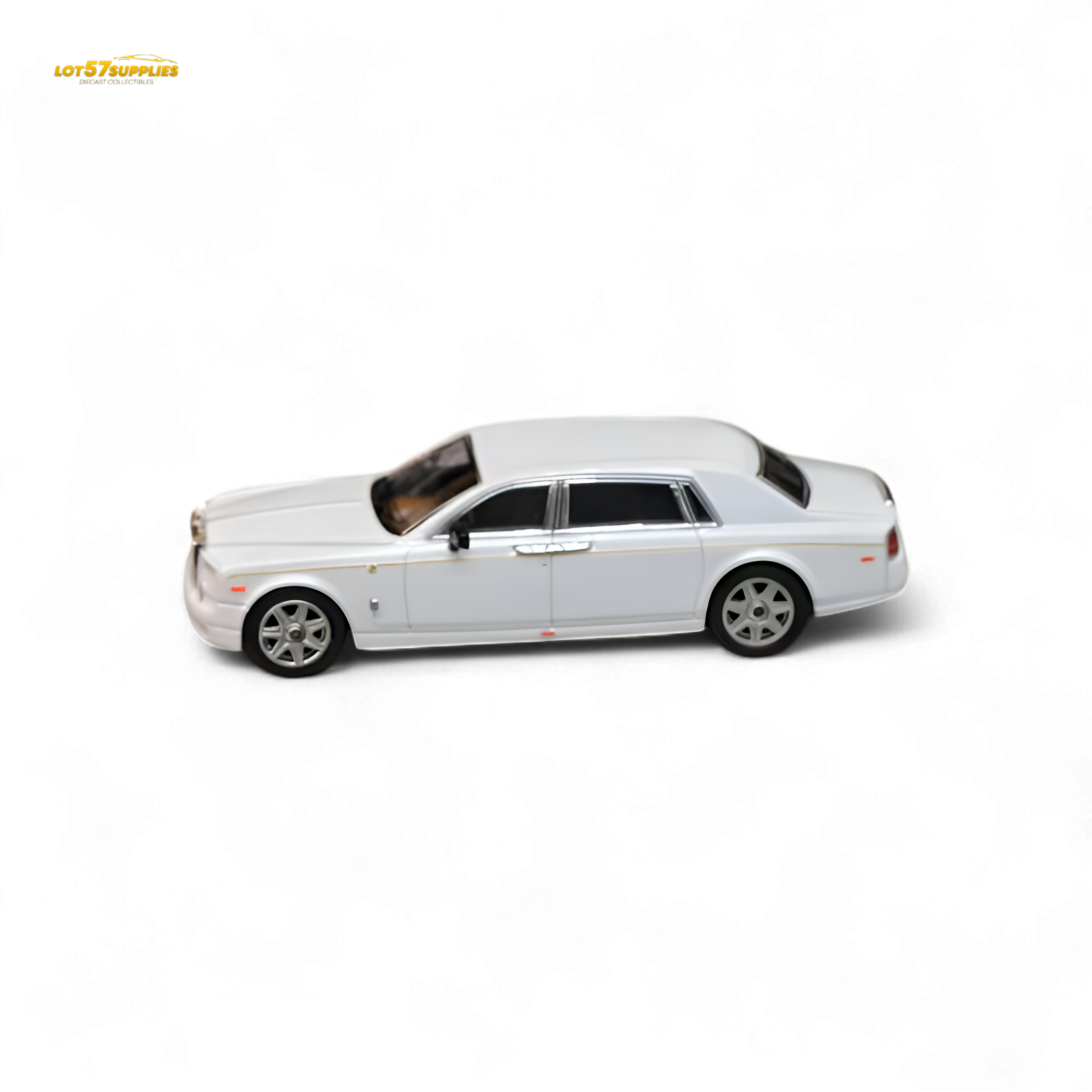 Street Weapon Rolls-Royce Phantom VII White 1:64