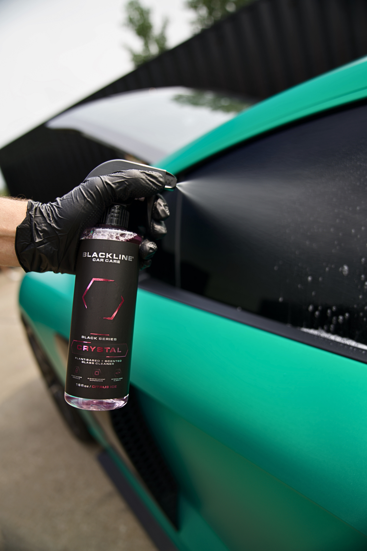 BLACKLINE® CRYSTAL GLASS CLEANER