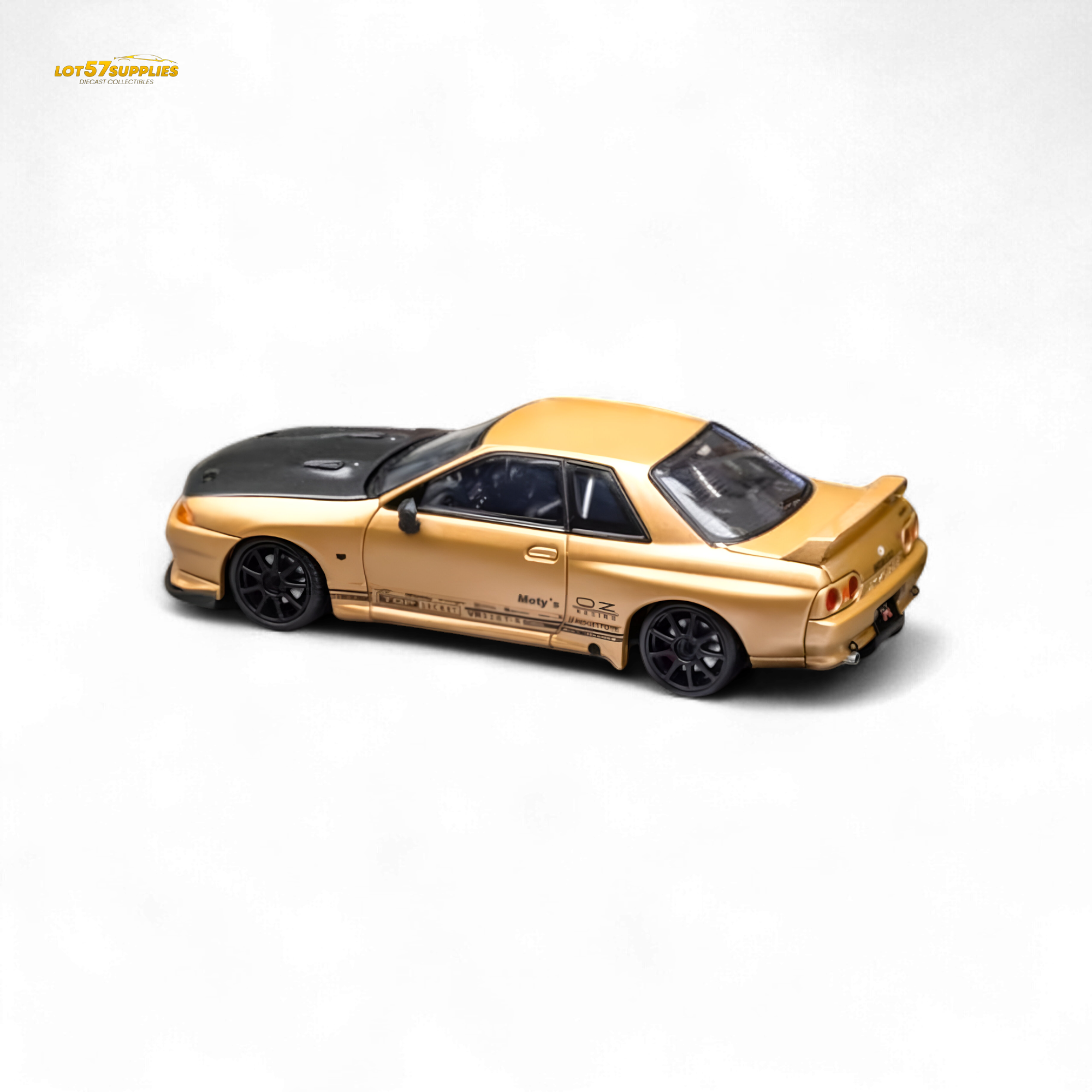 Focal Horizon Nissan Skyline GT-R R32 Top Secret Gold 1:64