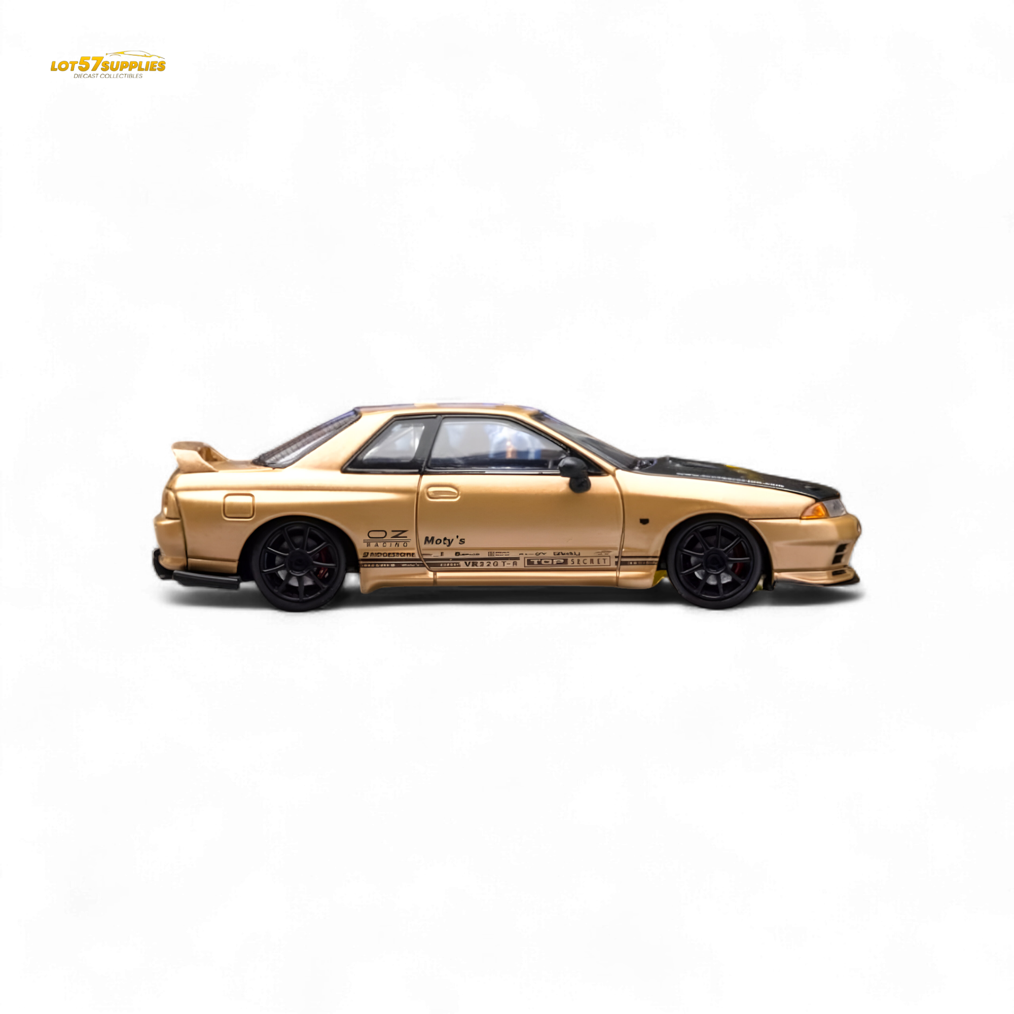 Focal Horizon Nissan Skyline GT-R R32 Top Secret Gold 1:64