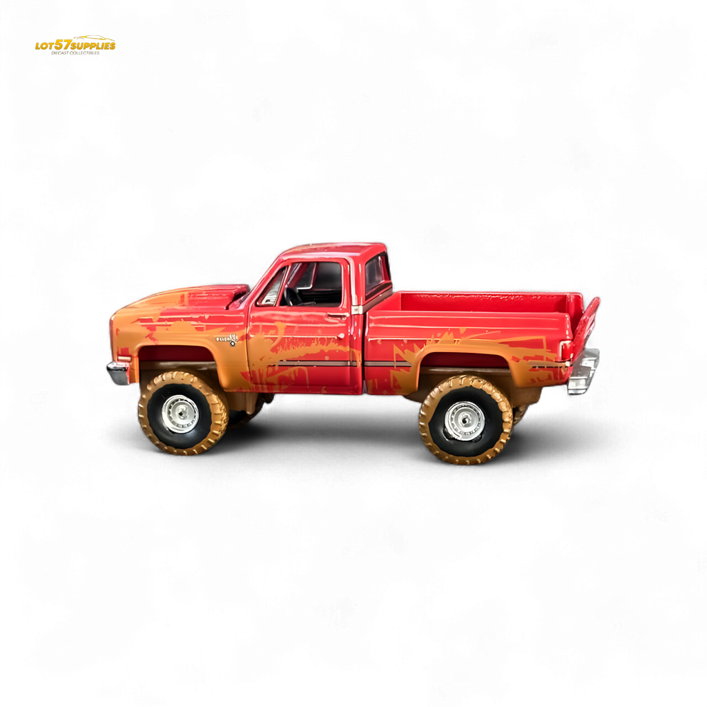 Auto World 1983 Chevrolet Silverado K10 Lifted 1:64