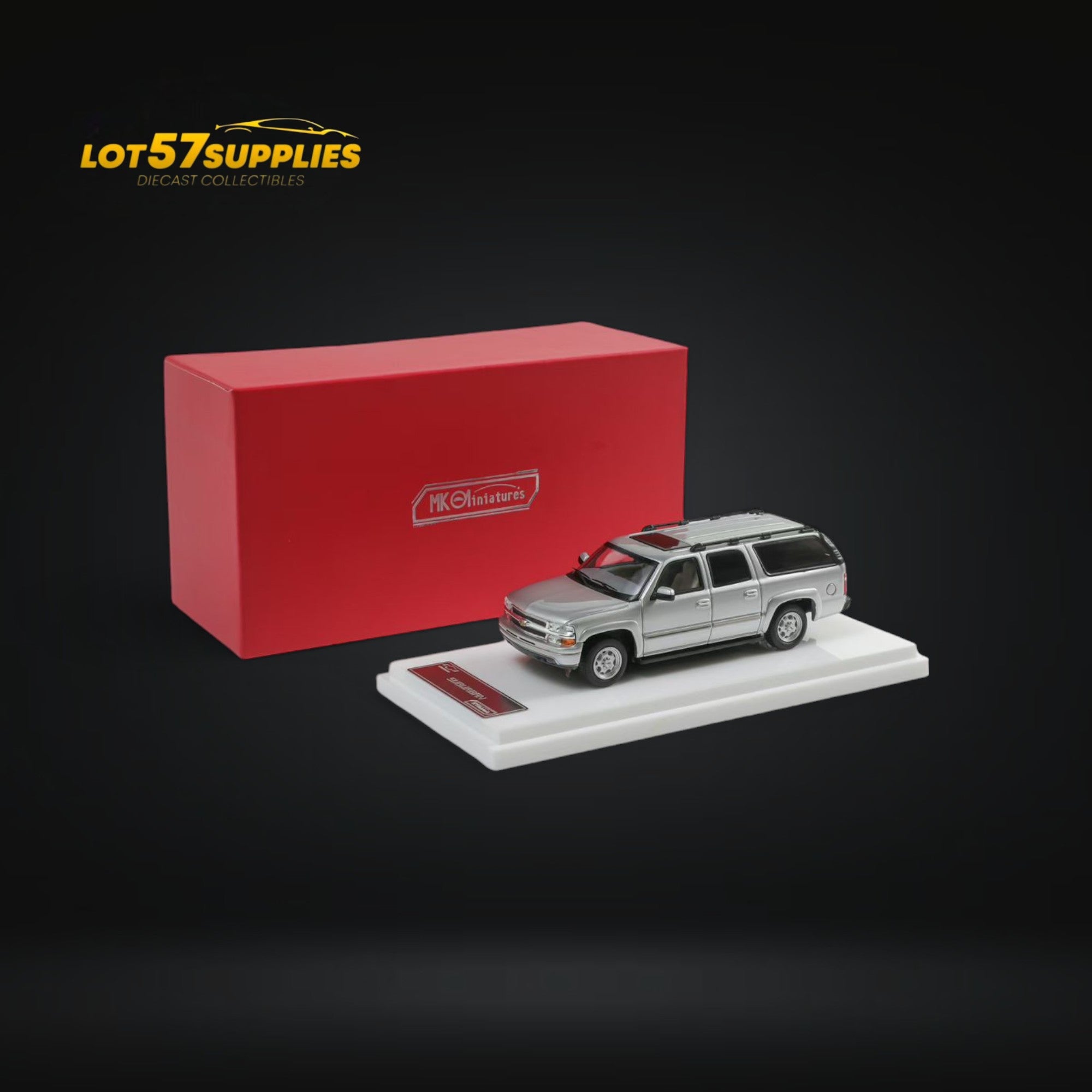 MK Miniatures Chevrolet Suburban Silver 1:64