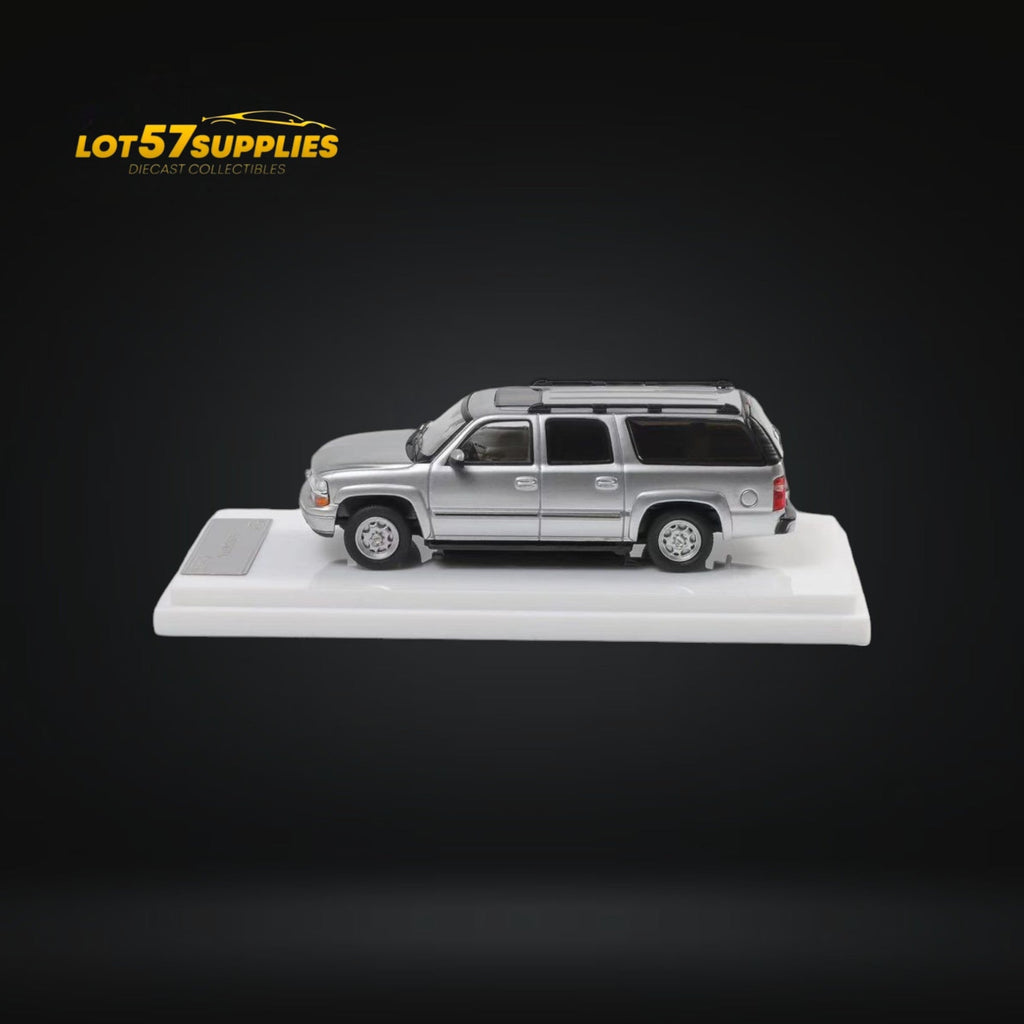 MK Miniatures Chevrolet Suburban Silver 1:64