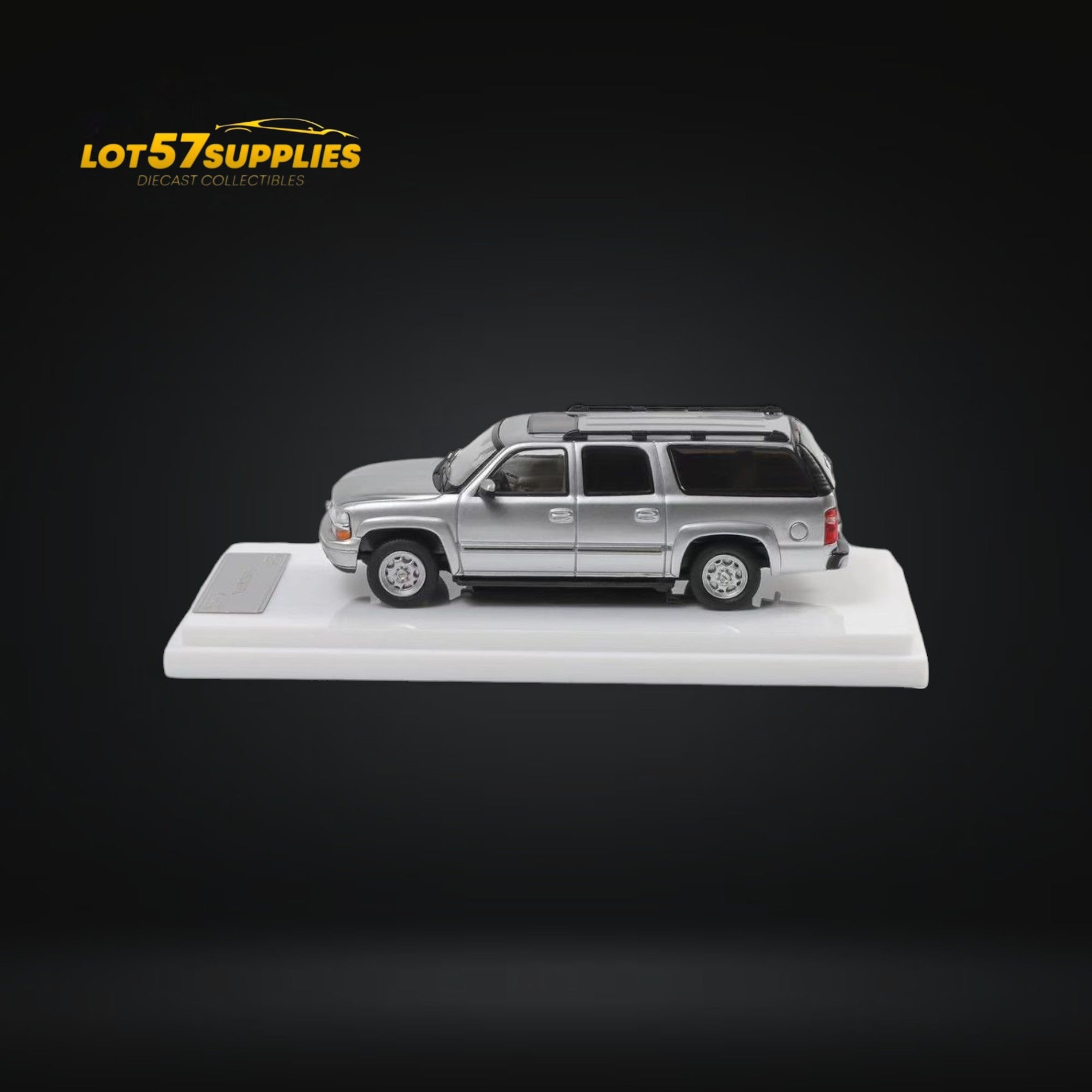 MK Miniatures Chevrolet Suburban Silver 1:64