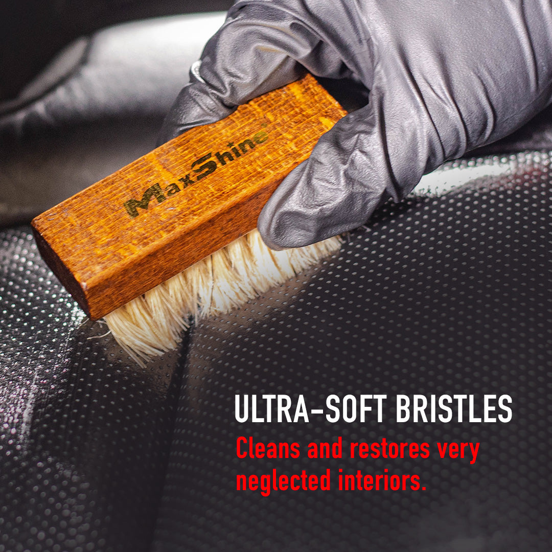 Compact Interior Cleaning Brush