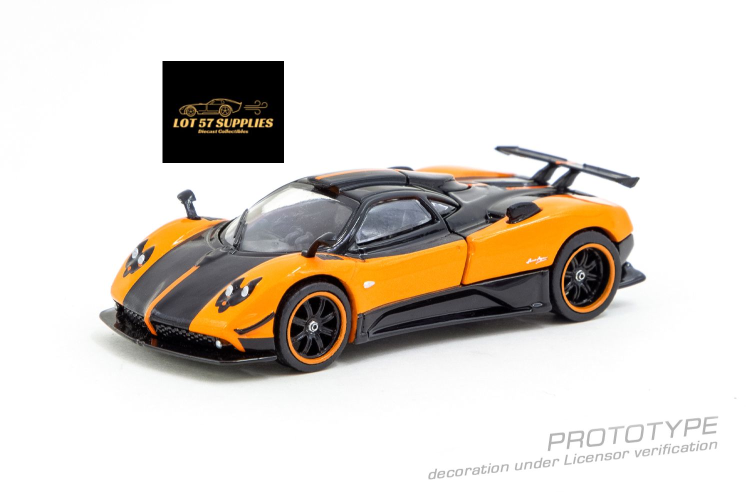 Tarmac Works Pagani Zonda Arancio Saint Tropez 1:64