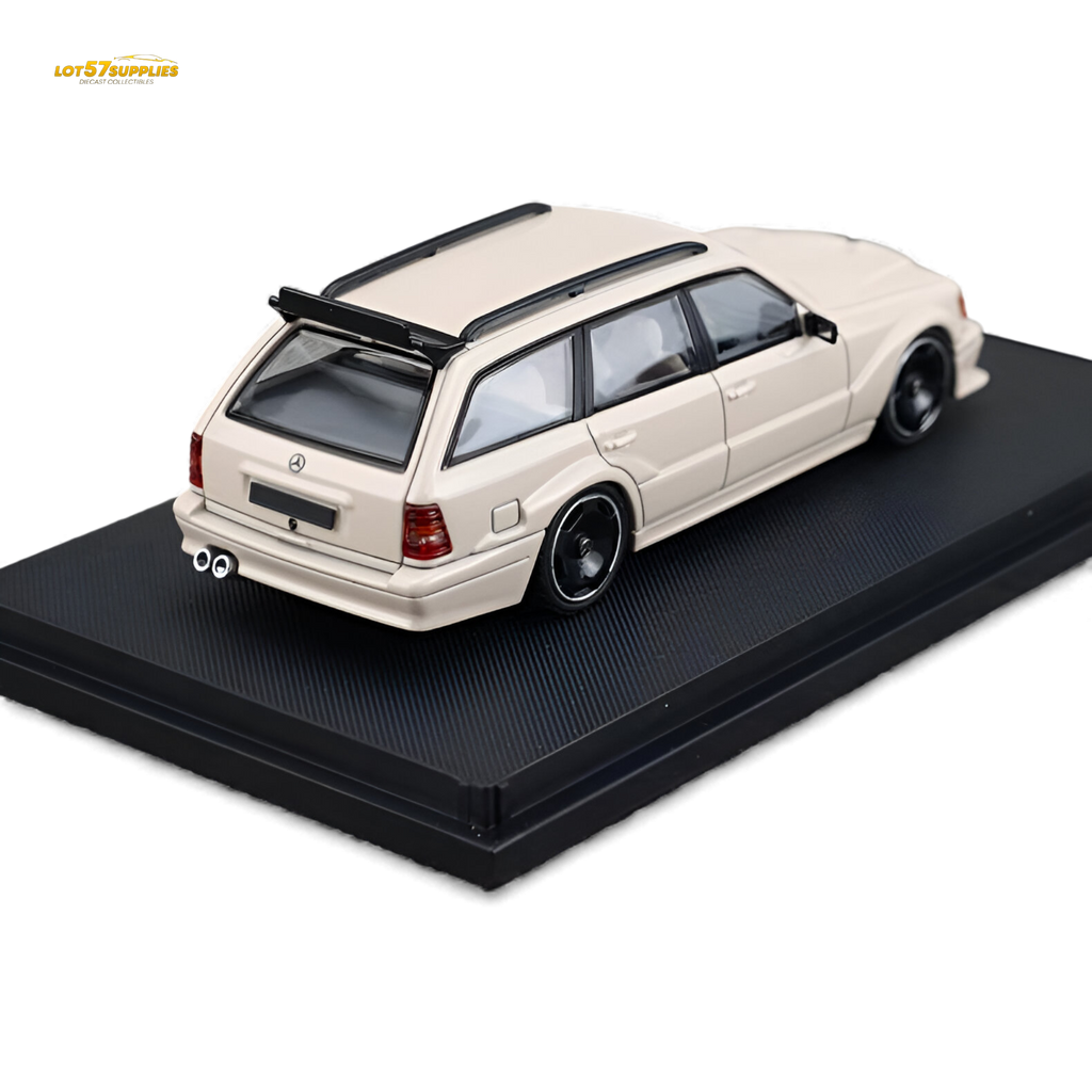 Mortal Mercedes-Benz S124 Milk Tea Color 1:64