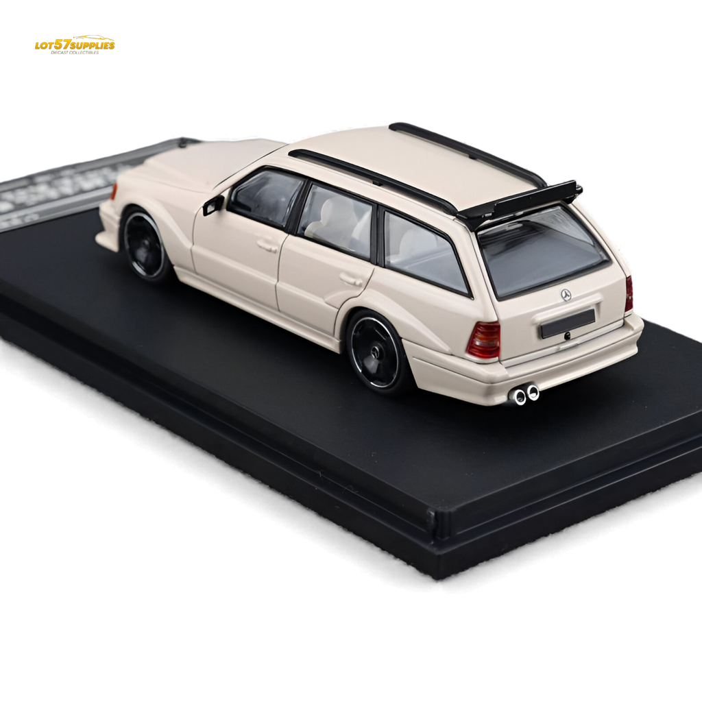 Mortal Mercedes-Benz S124 Milk Tea Color 1:64