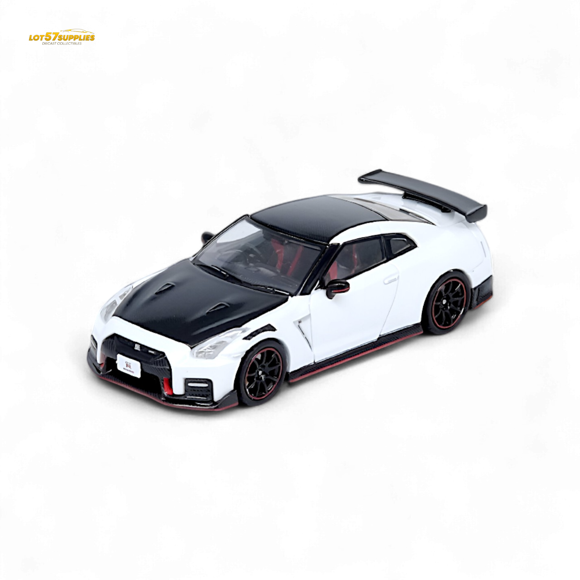 INNO64 Nissan GT-R R35 NISMO White 1:64