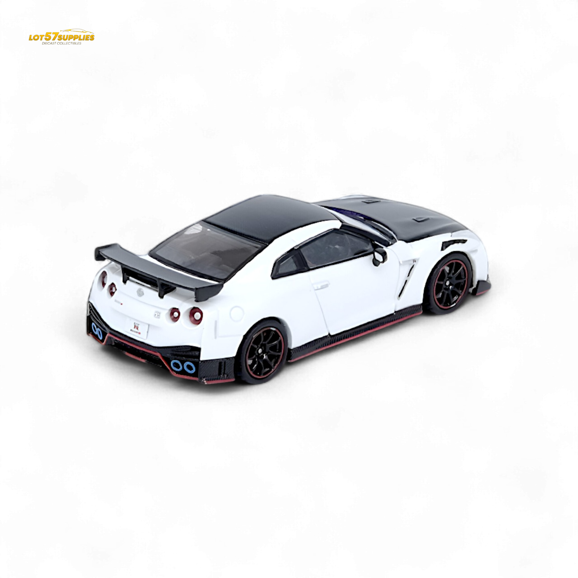 INNO64 Nissan GT-R R35 NISMO White 1:64