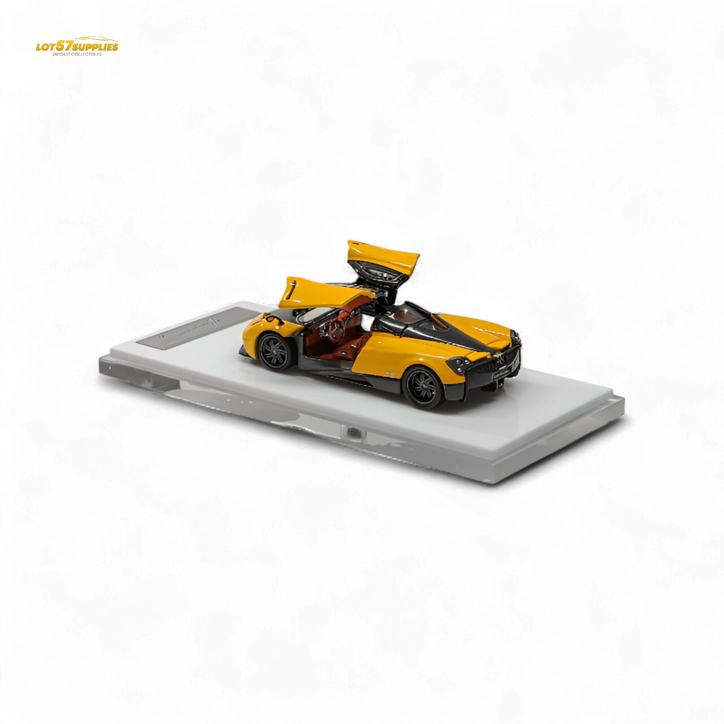 HKM Premium Huayra Coupe 2014 Orange Yellow 1:64