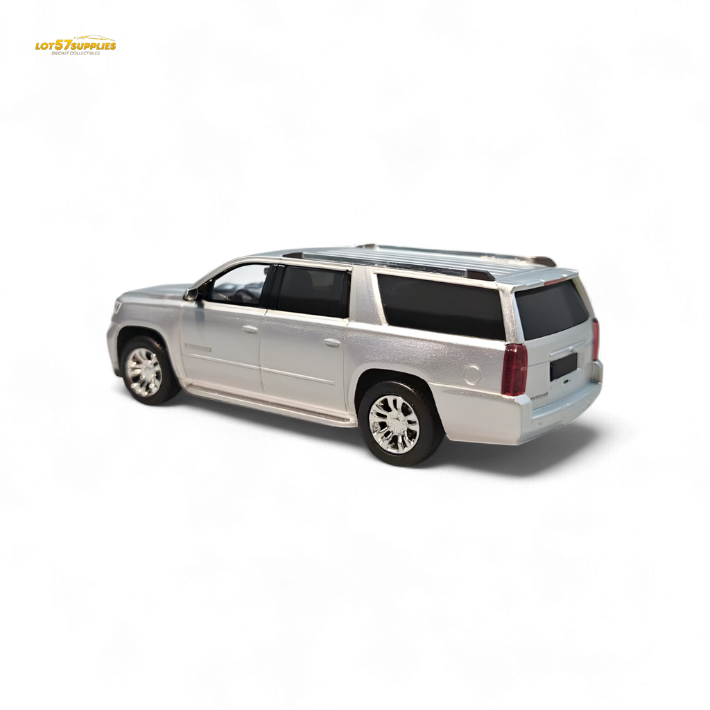GOC Chevrolet Suburban 2015 Silver 1:64
