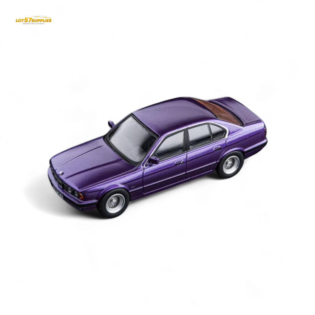 DCM BMW E34 5-Series Sedan Daytona Roland Purple 1:64