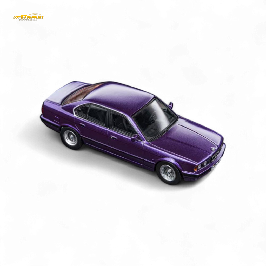 DCM BMW E34 5-Series Sedan Daytona Roland Purple 1:64