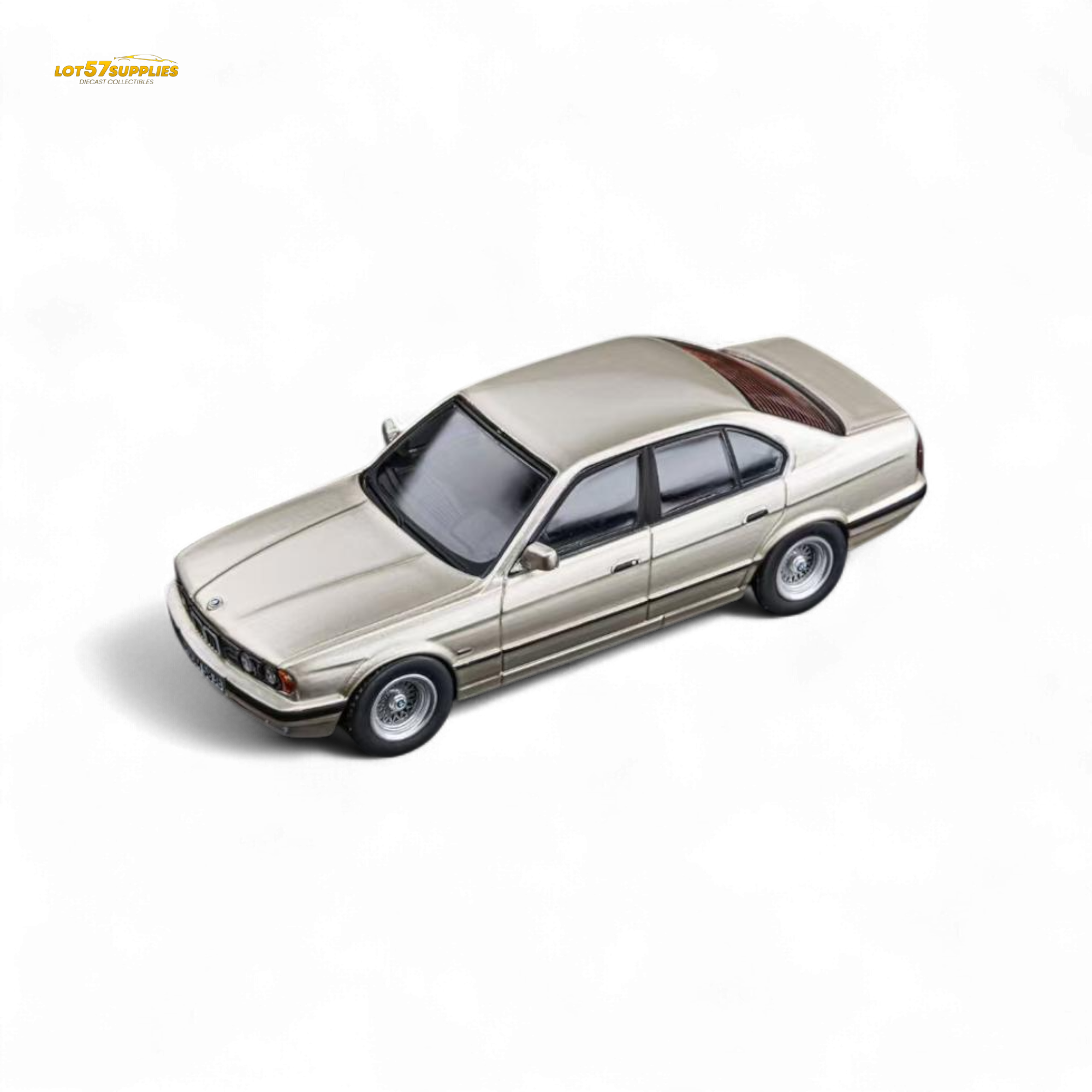 DCM BMW E34 5-Series Sedan Cashmere Beagle Gold 1:64
