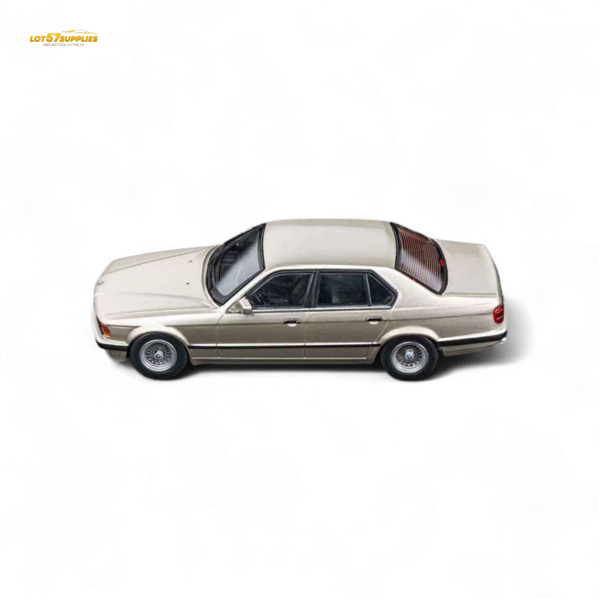DCM BMW E32 7-Series Sedan Cashmere Beagle Gold 1:64