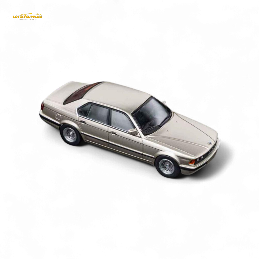 DCM BMW E32 7-Series Sedan Cashmere Beagle Gold 1:64