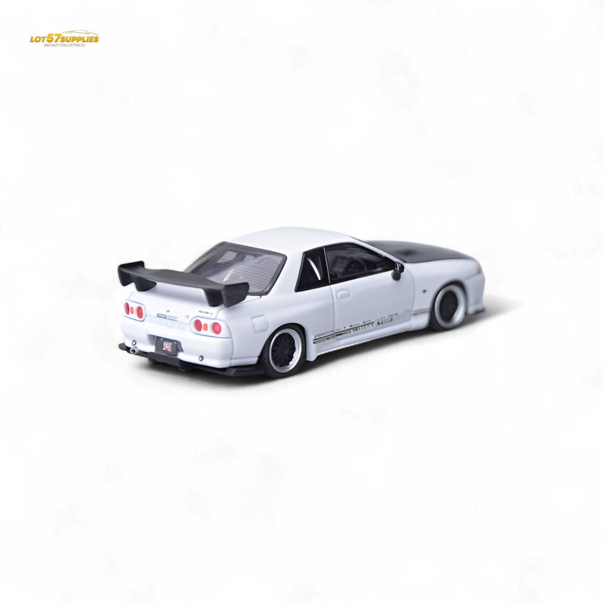 Focal Horizon Skyline GT-R R32 Top Secret Modified VR32 White 1:64