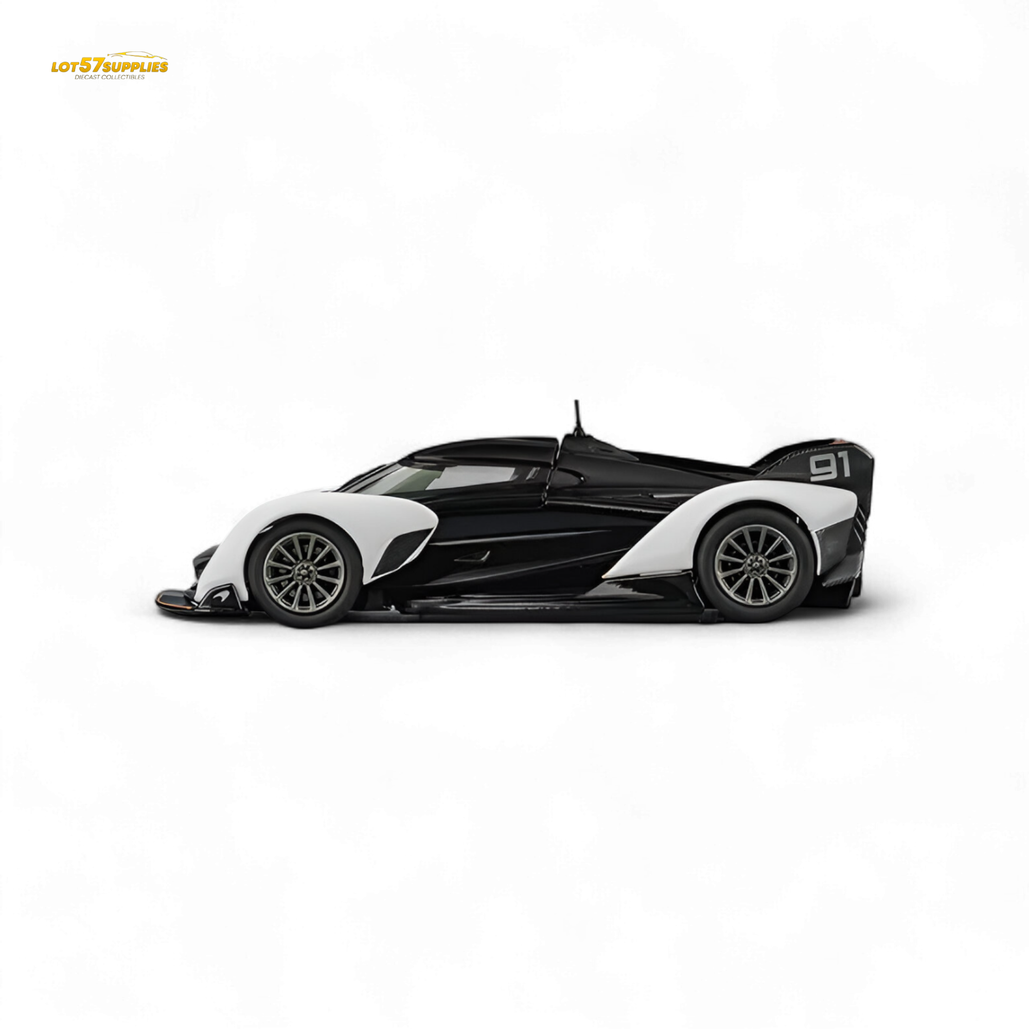 CM Model McLaren Solus GT Black White 1:64