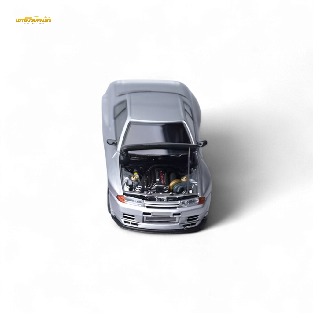 Focal Horizon Skyline GT-R R32 Silver Garage Active 1:64