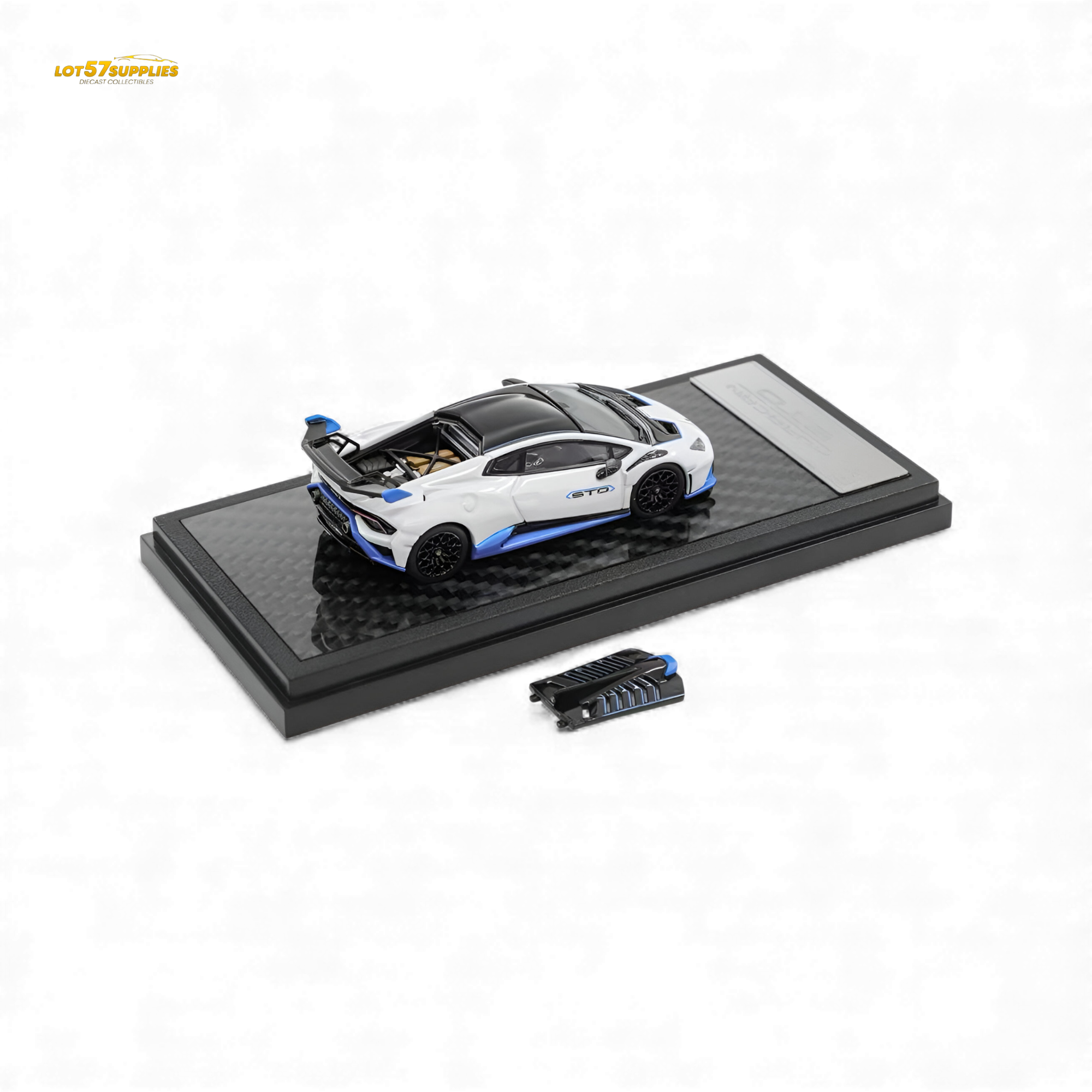 LCD Lamborghini Huracan STO White 1:64