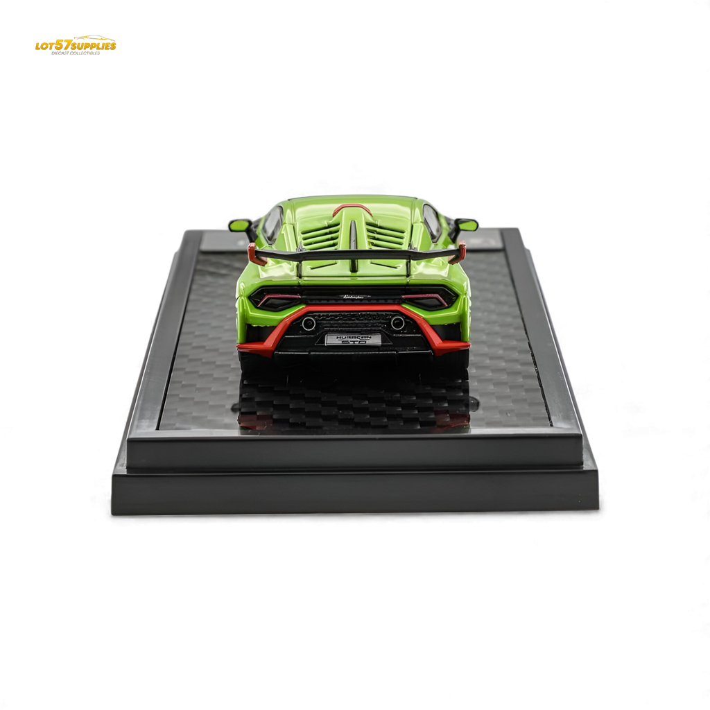 LCD Lamborghini Huracan STO Green 1:64