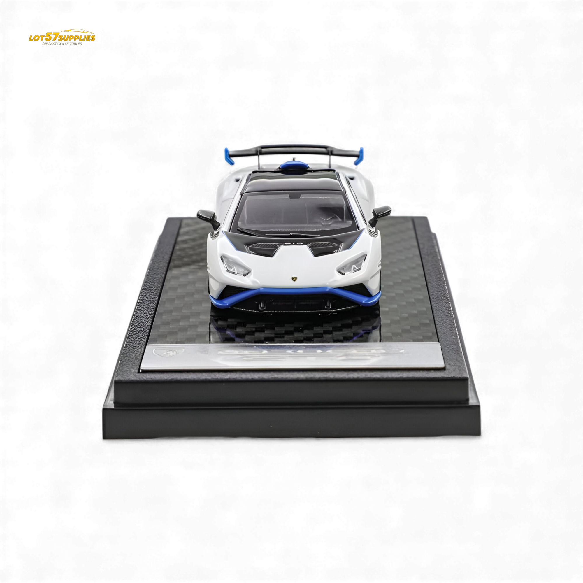 LCD Lamborghini Huracan STO White 1:64