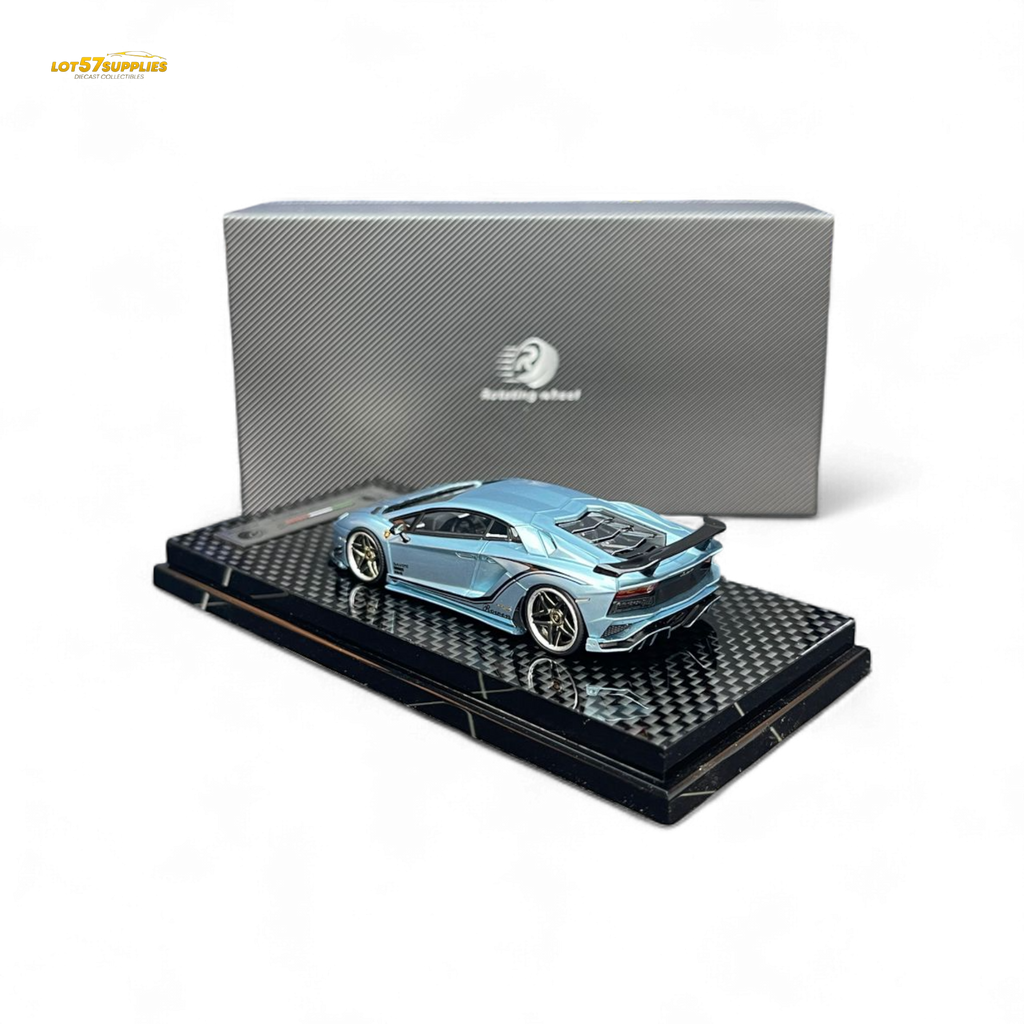 Rotating Wheel Lamborghini Aventador S - Ice Blue 1:64