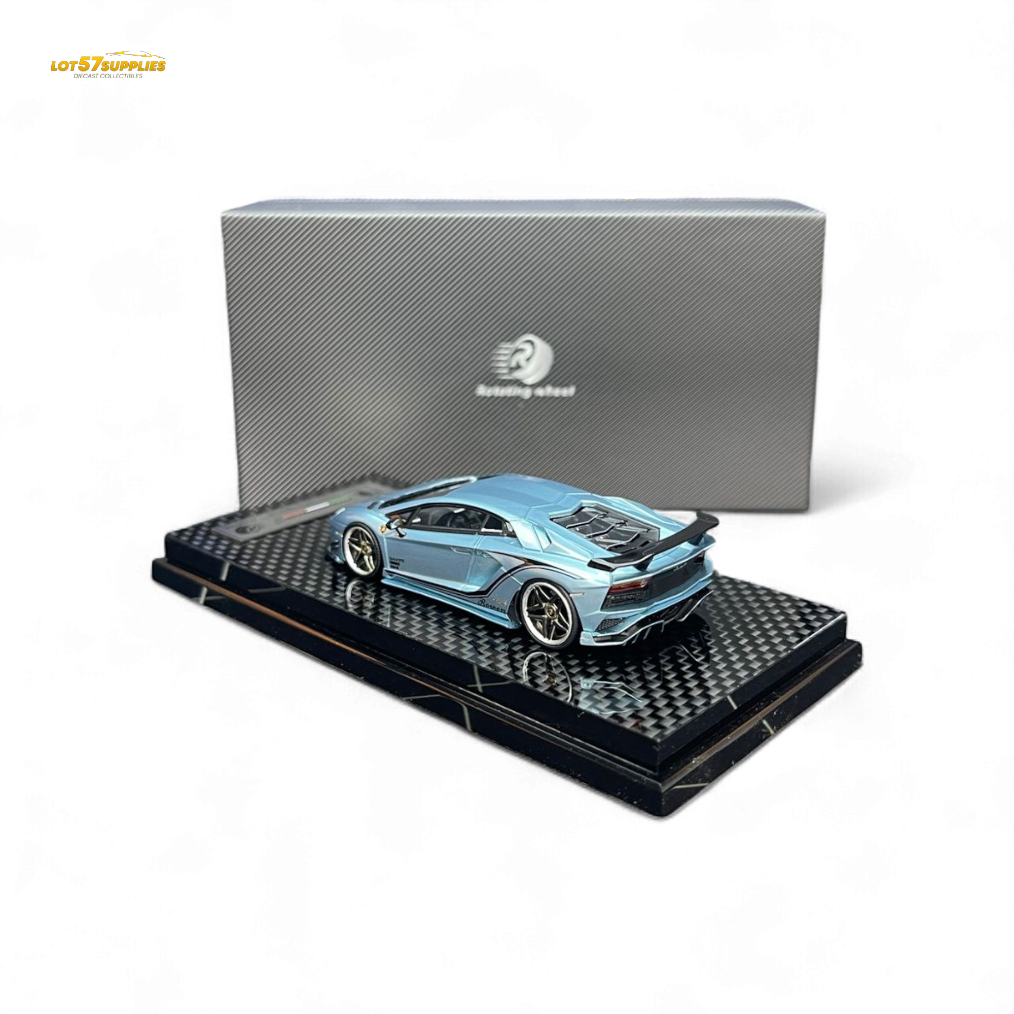 Rotating Wheel Lamborghini Aventador S - Ice Blue 1:64
