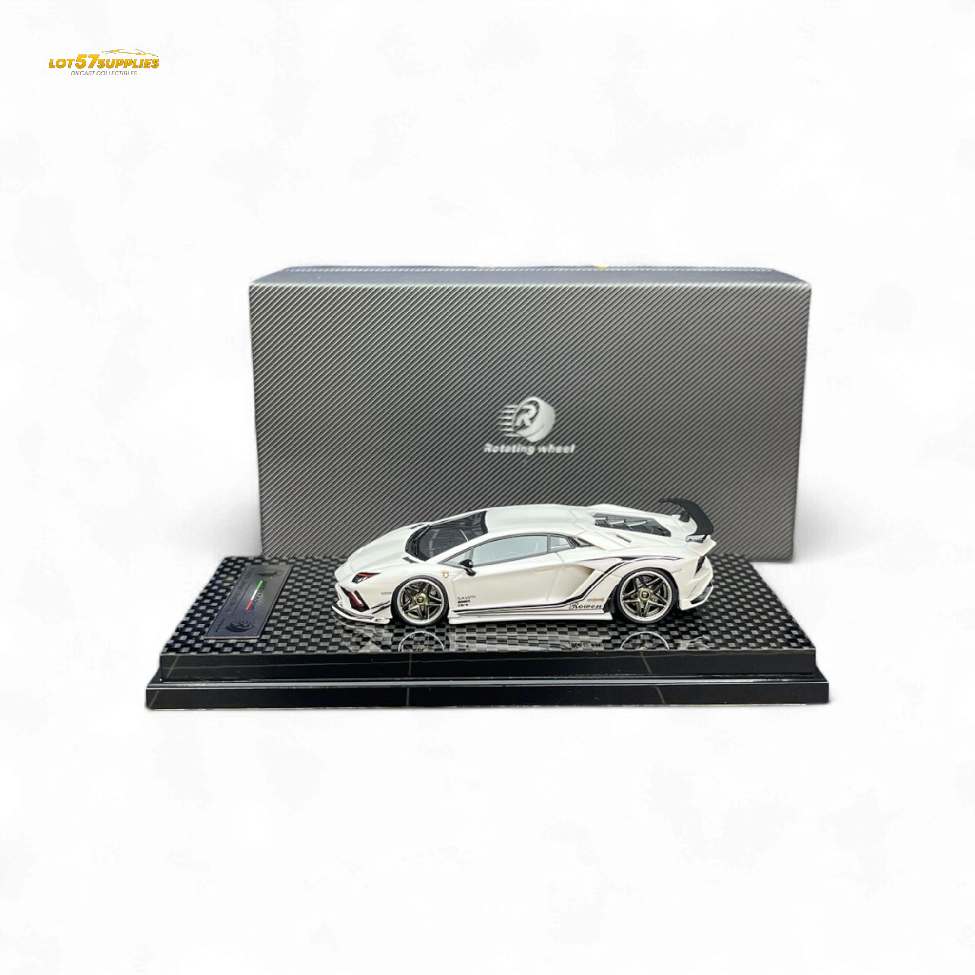 Rotating Wheel Lamborghini Aventador S Pearl White 1:64
