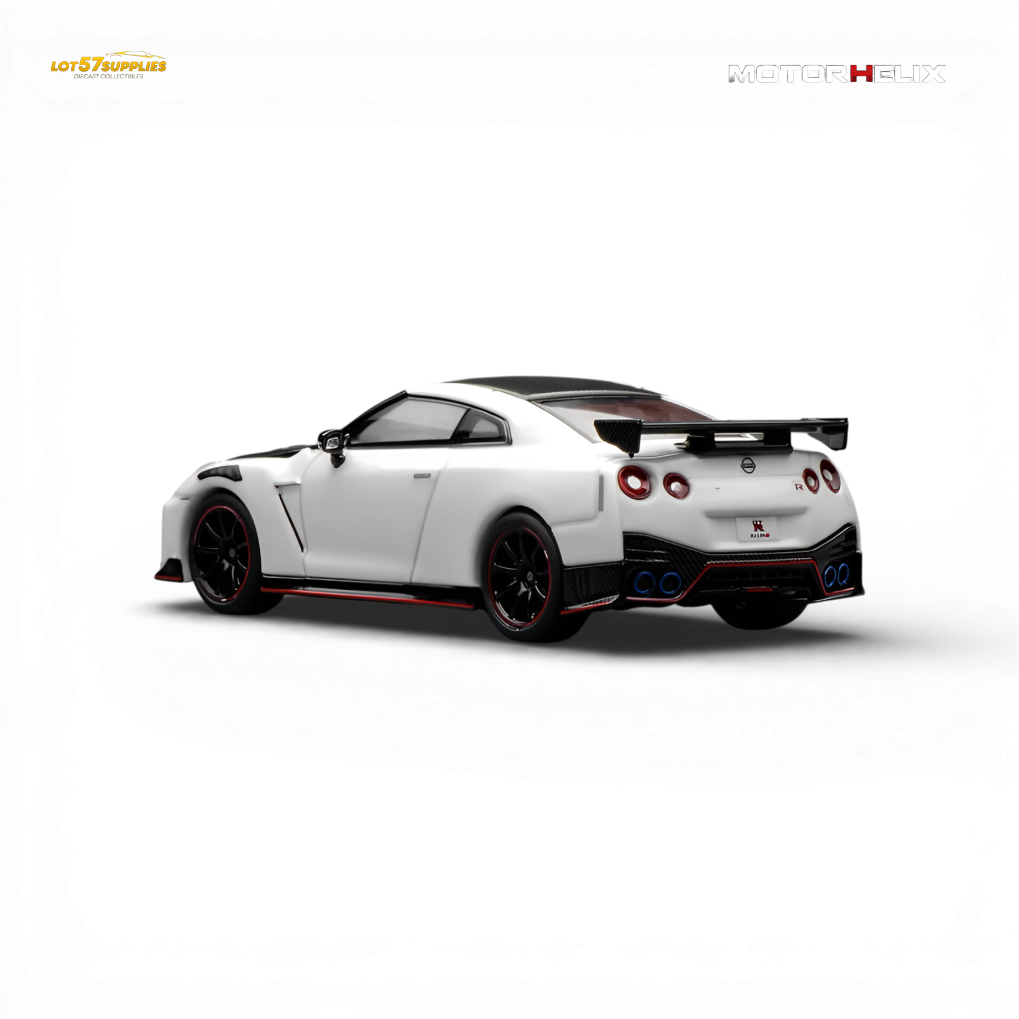 Motorhelix Nissan GT-R NISMO (R35) Special Edition 2022 - Brilliant White Pearl 1:64