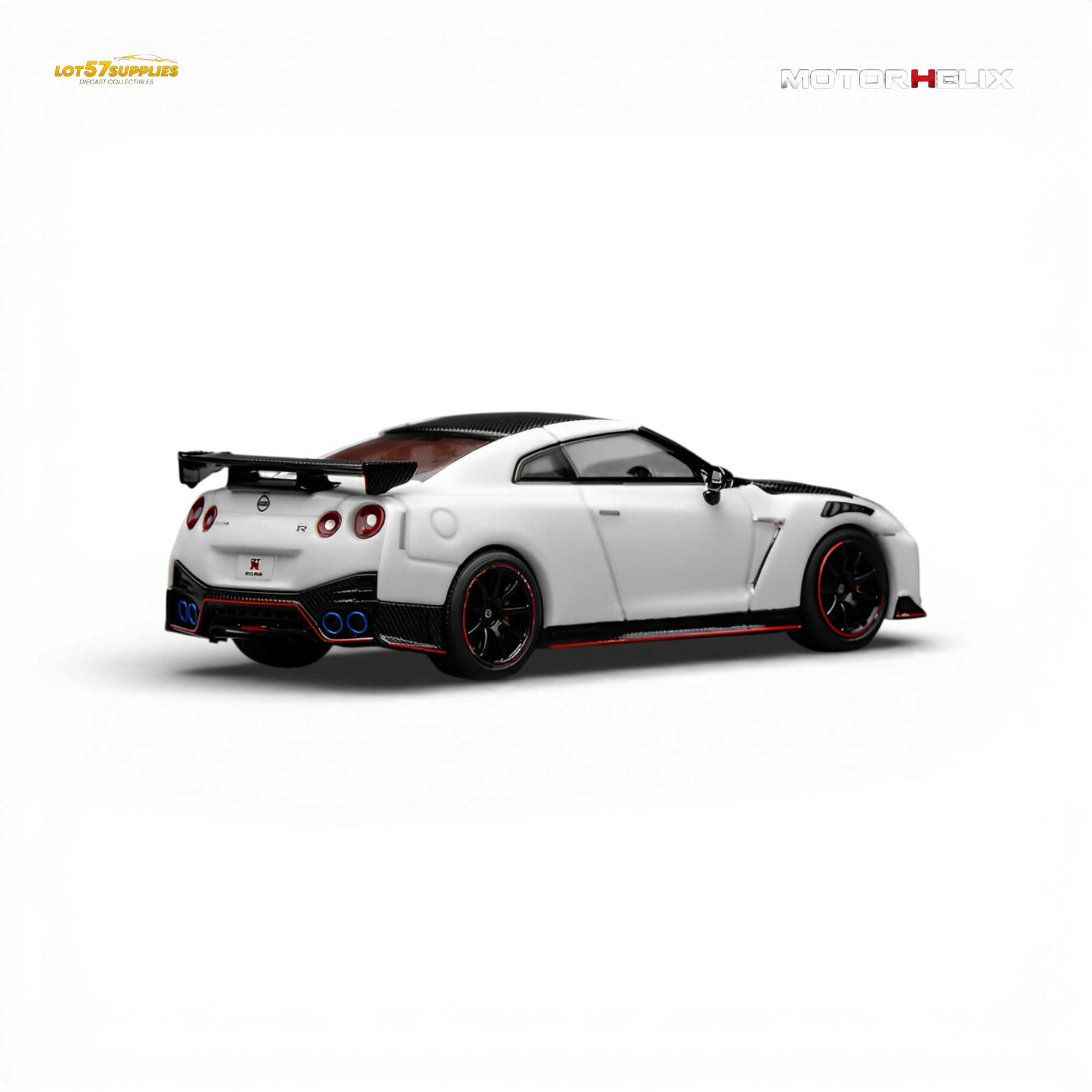 Motorhelix Nissan GT-R NISMO (R35) Special Edition 2022 - Brilliant White Pearl 1:64