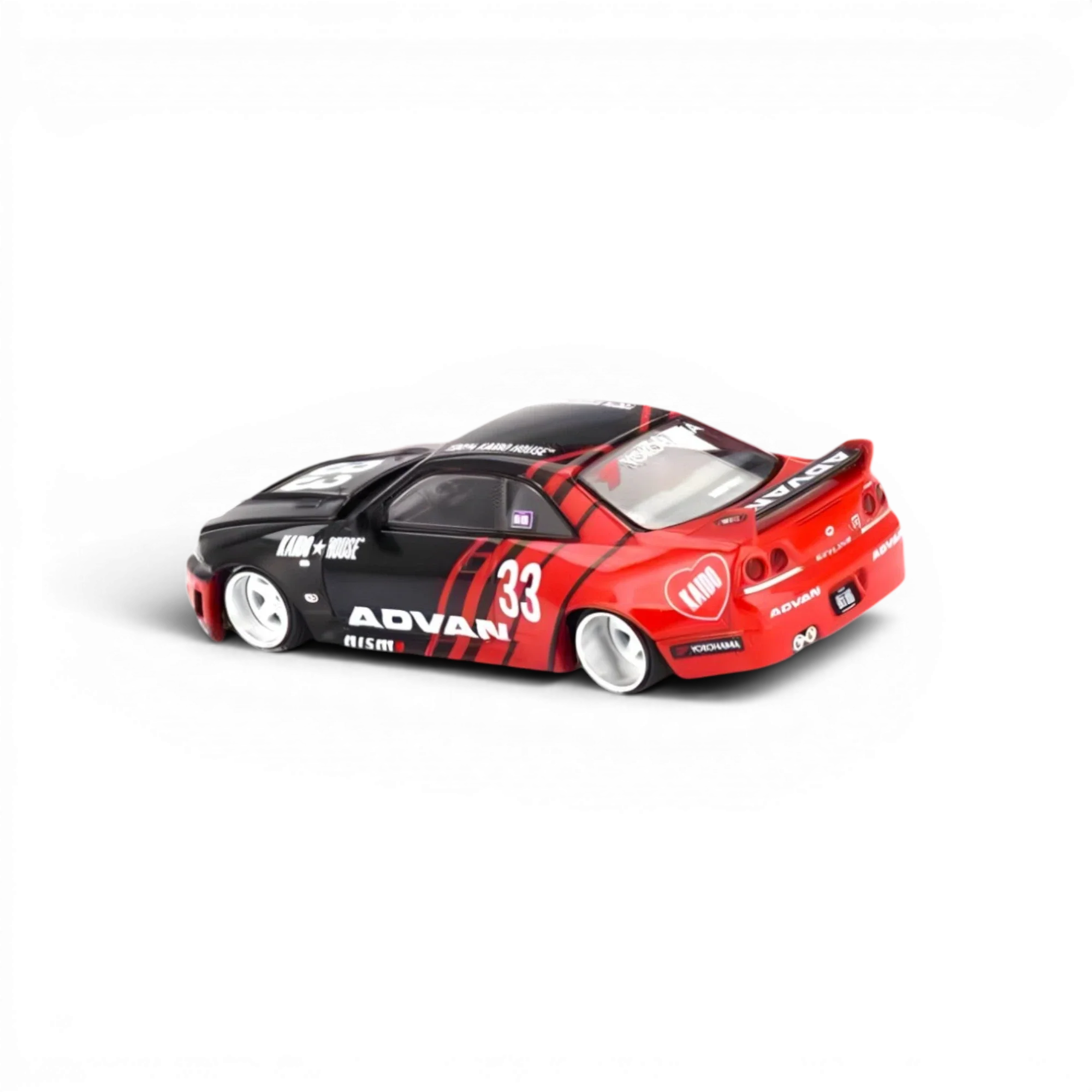 Mini GT x KAIDO Nissan Skyline GT-R R33 Kaido Works ADVAN 1:64