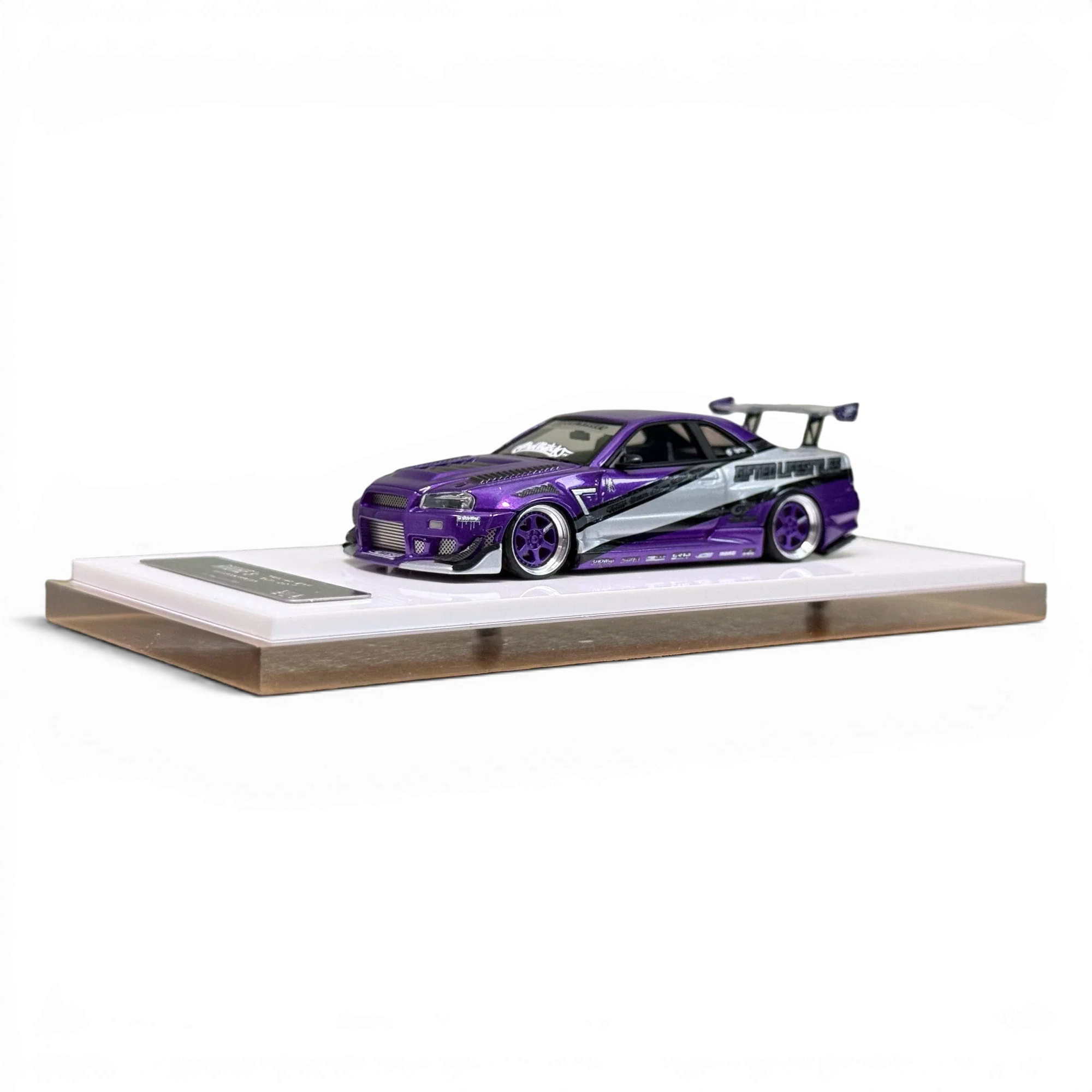 404ERROR x LOT 57 RYOHE's Skyline R34 "GIFTED" Resin 1:64