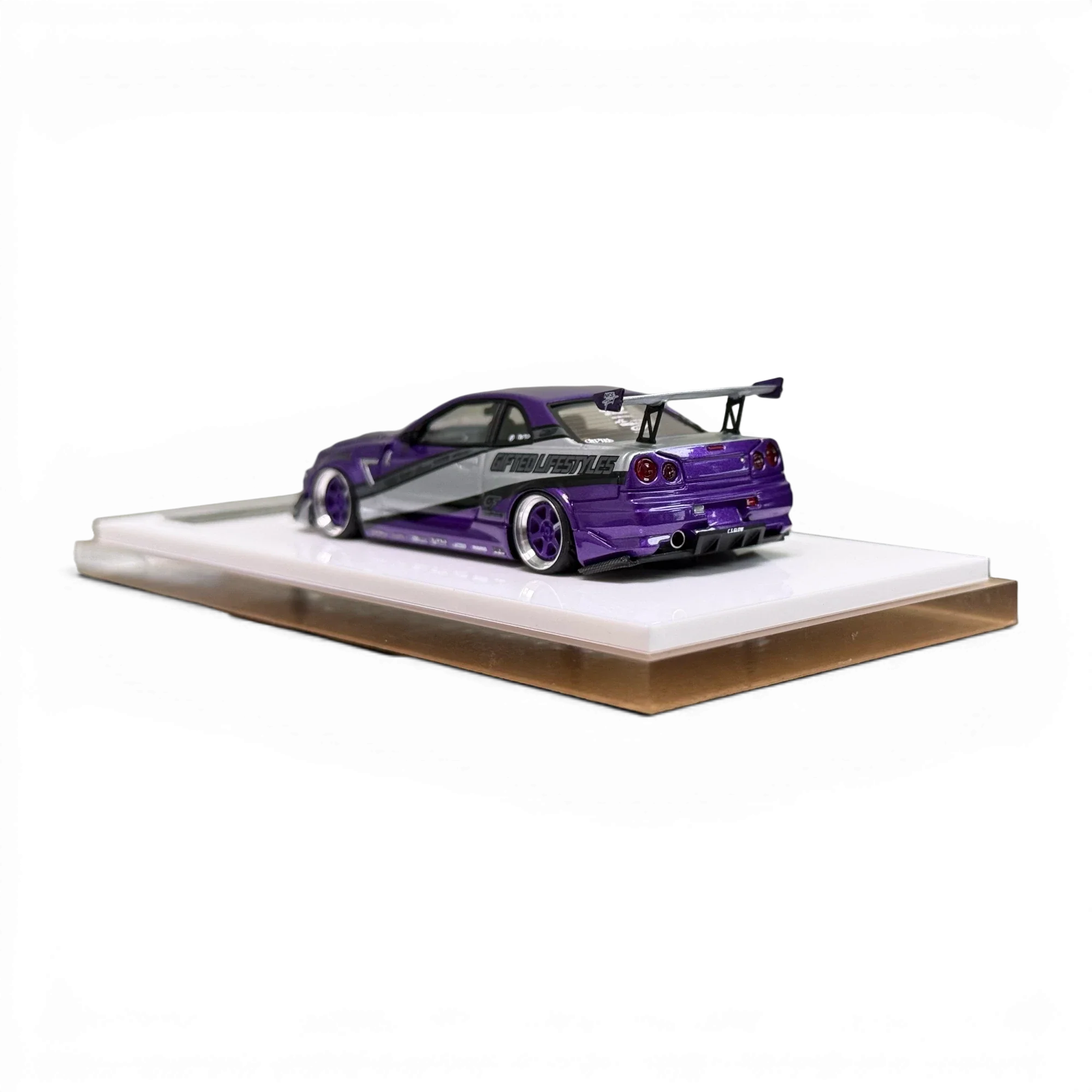 404ERROR x LOT 57 RYOHE's Skyline R34 "GIFTED" Resin 1:64