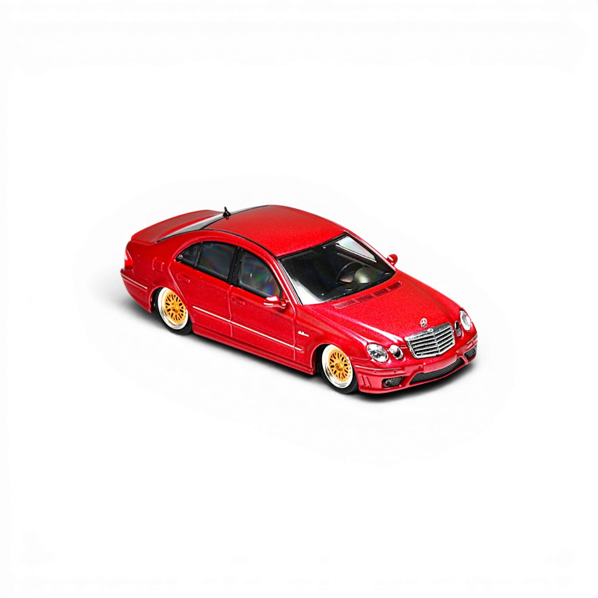 MK Model Mercedes-Benz E63 AMG W211 Lowered Red 1:64