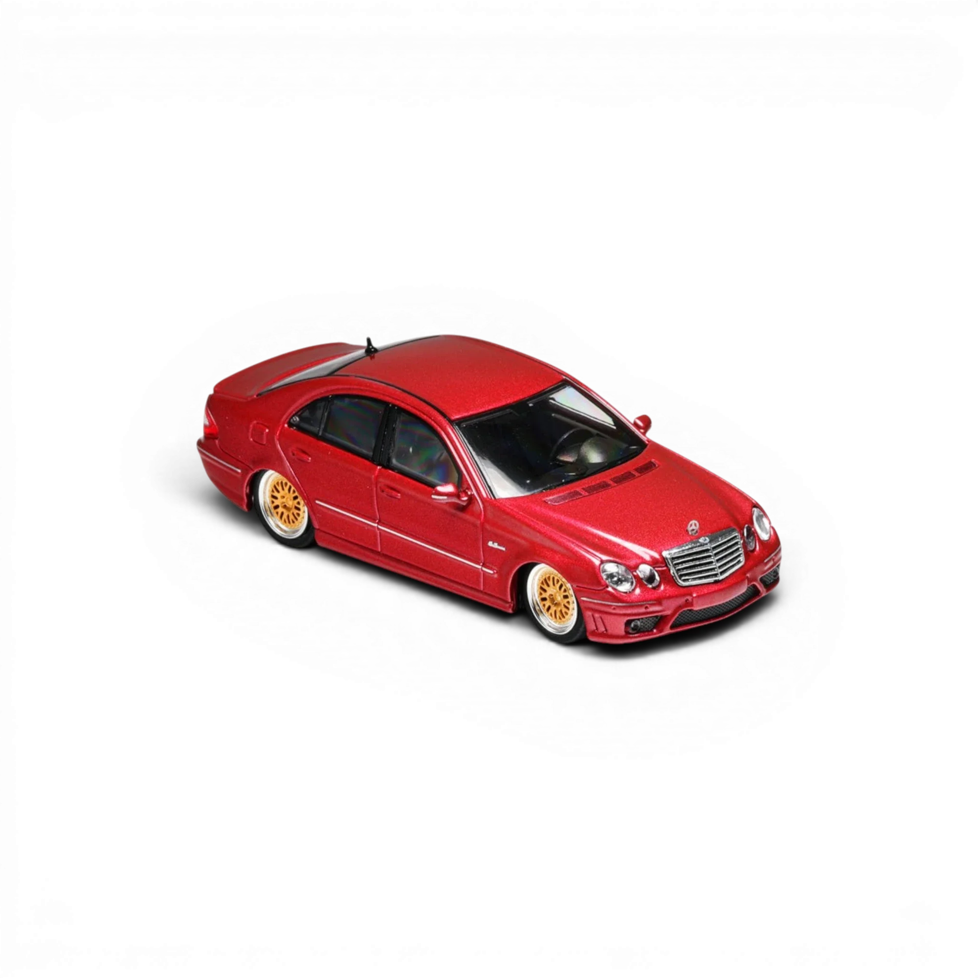 MK Model Mercedes-Benz E63 AMG W211 Lowered Red 1:64
