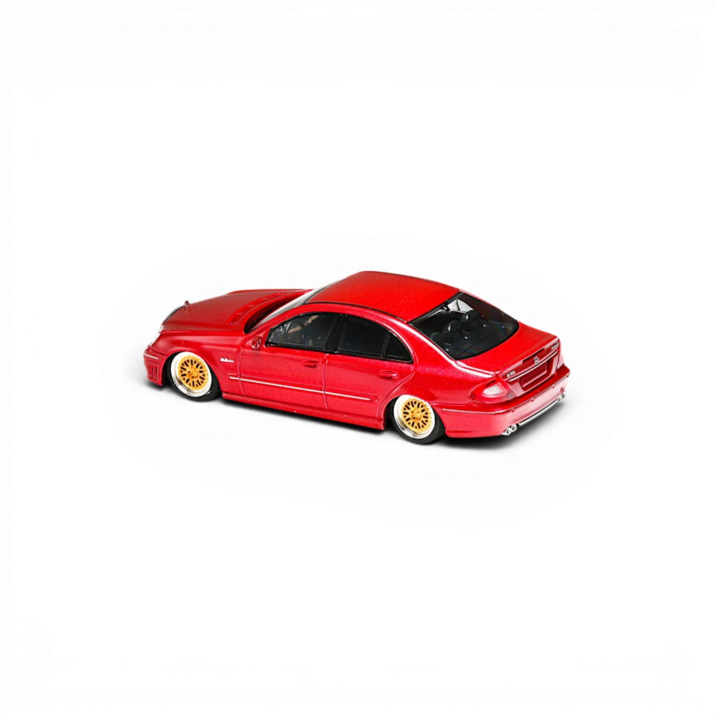 MK Model Mercedes-Benz E63 AMG W211 Lowered Red 1:64
