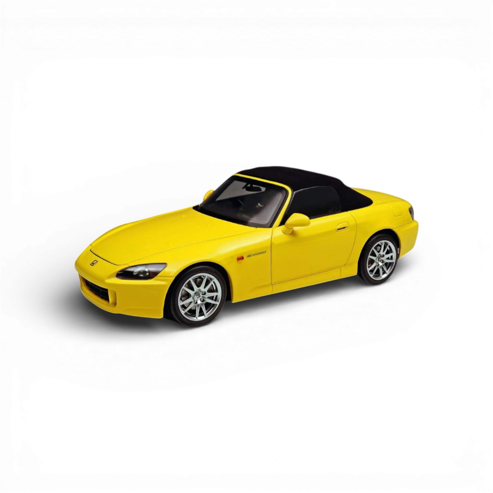 MOTORHELIX Honda S2000 AP2 Indy Yellow Pearl 1:18 Scale