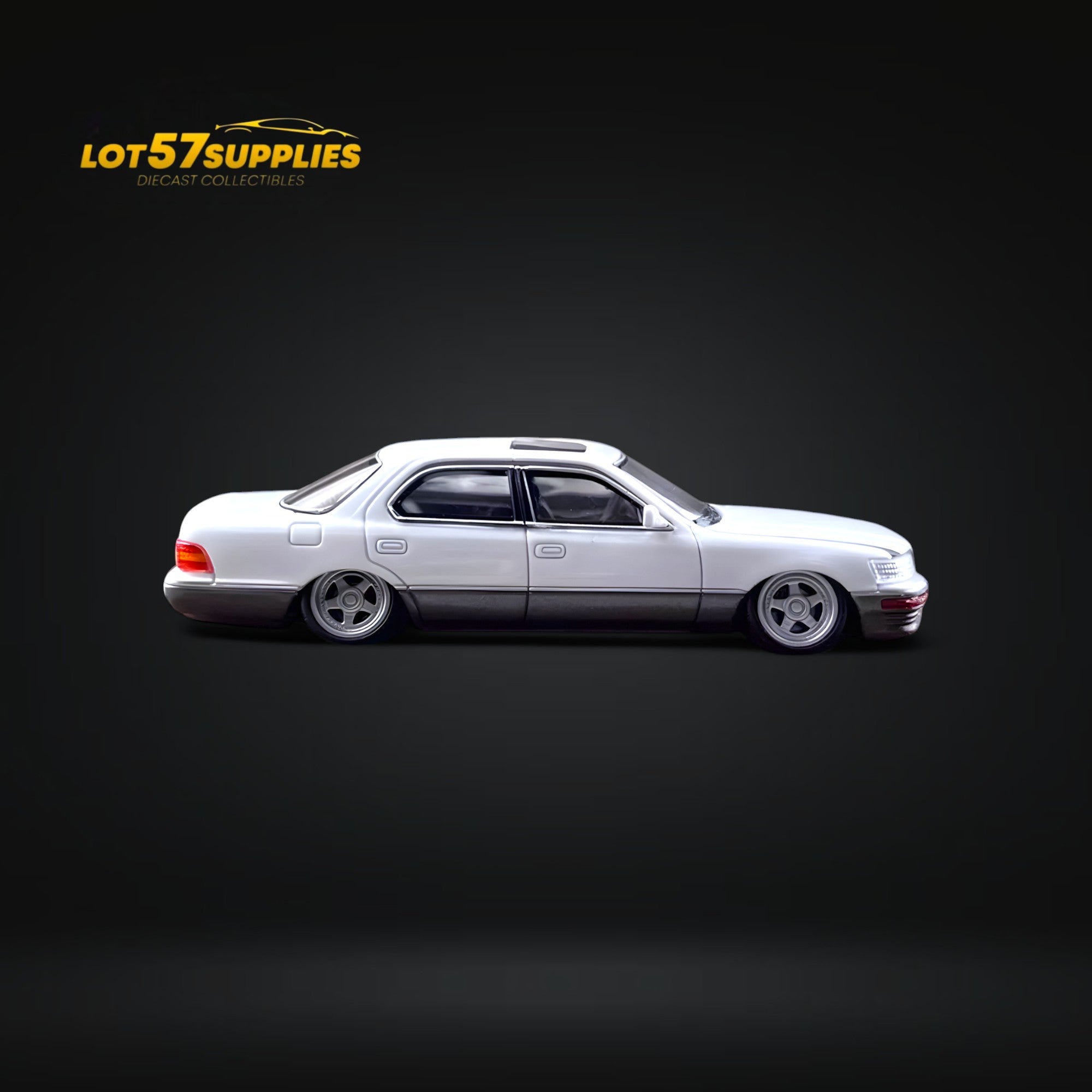 Fine Works64 Lexus LS400 White/Gray Double Stanced 1:64